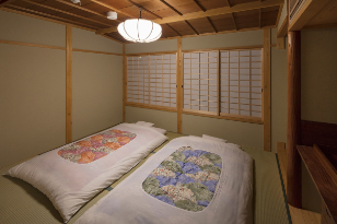 ‘Garaku-an’ Machiya Holiday Home - Bedroom