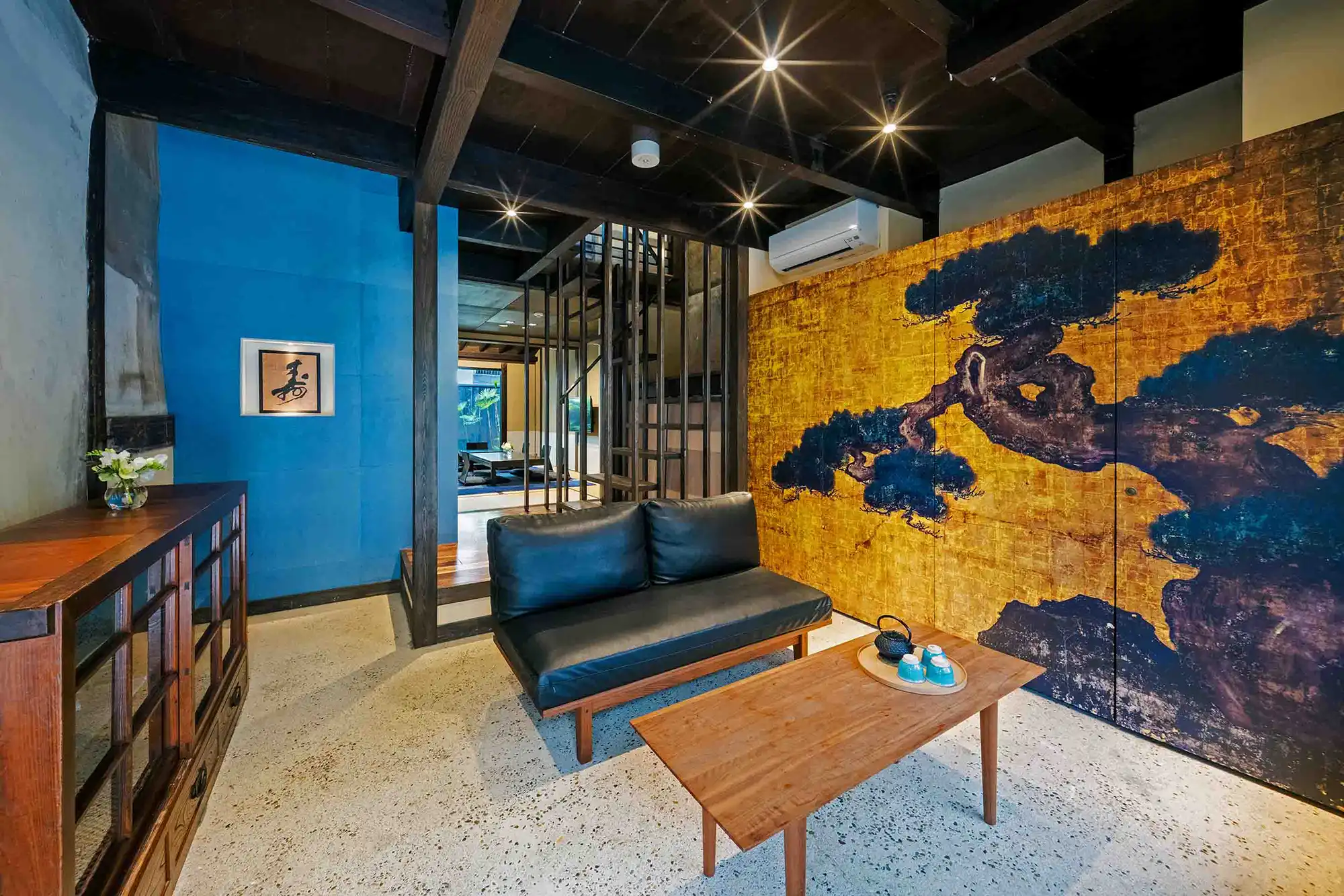 ‘Asagi-an’ Machiya Holiday Home - Living Room