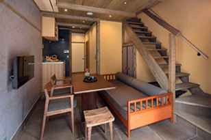 ‘Hanagoromo’ Machiya Holiday Home - Living Room