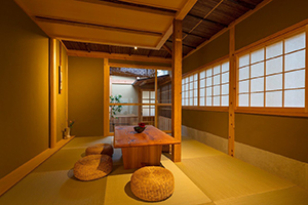 ‘Umenoki-an’ Machiya Holiday Home - Living Room