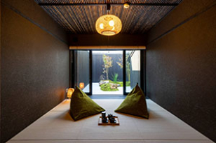 ‘Yoinotake’ Machiya Holiday Home - Living Room