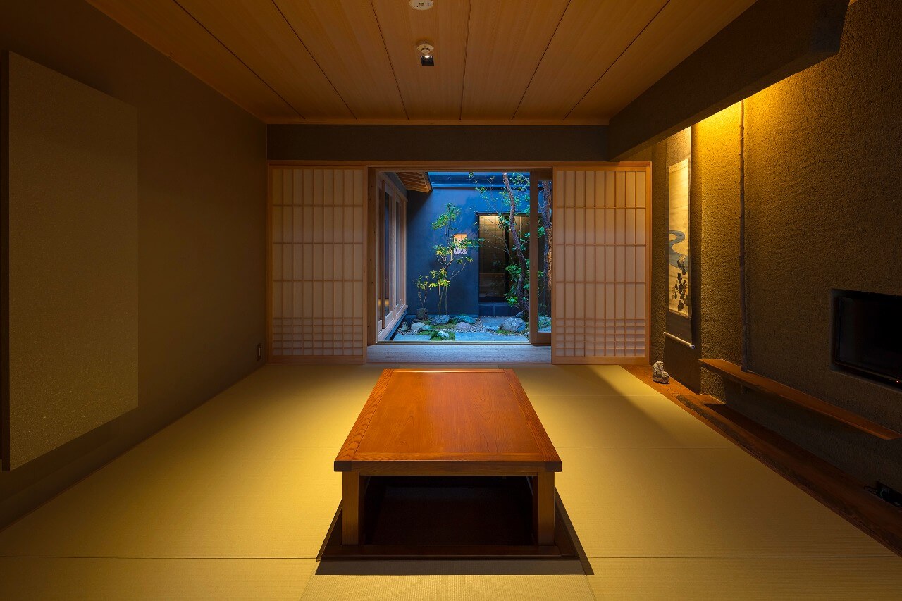 東山三条 京のやど 優り草 〈一棟貸し町家〉