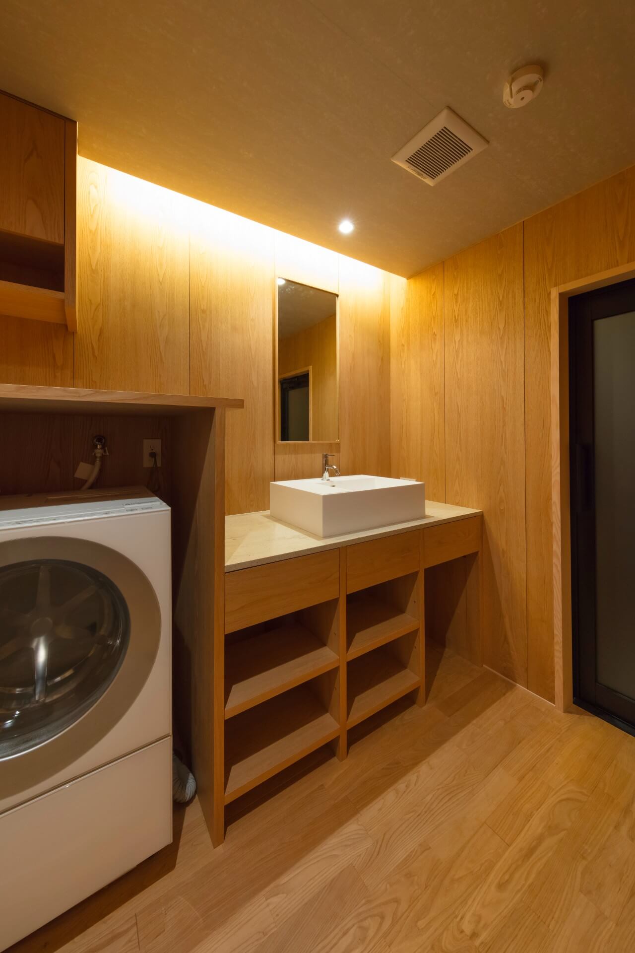 東山三条 京のやど 優り草 〈一棟貸し町家〉