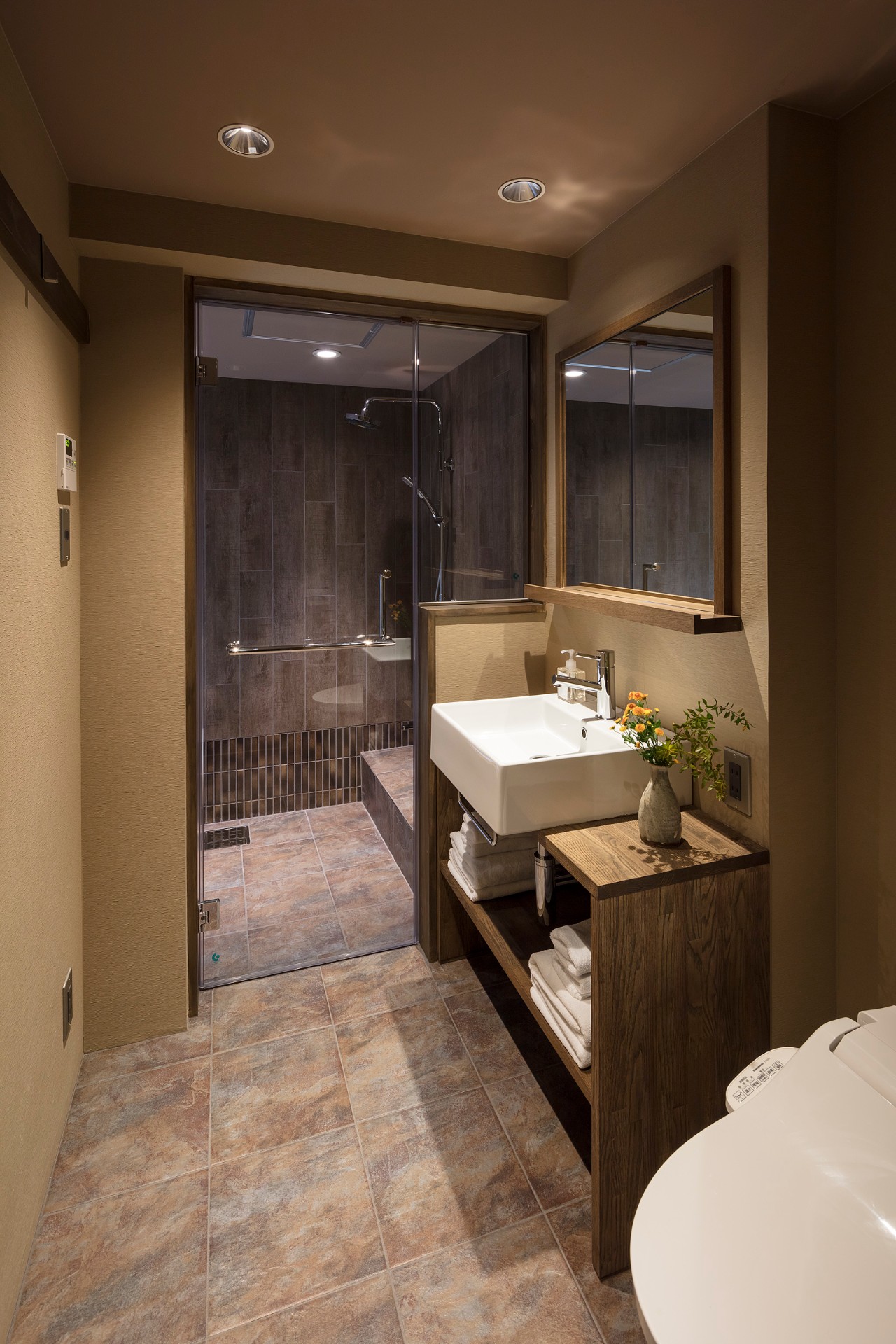 清水五条 墨継ぐ – すみつぐ 〈一棟貸し町家〉