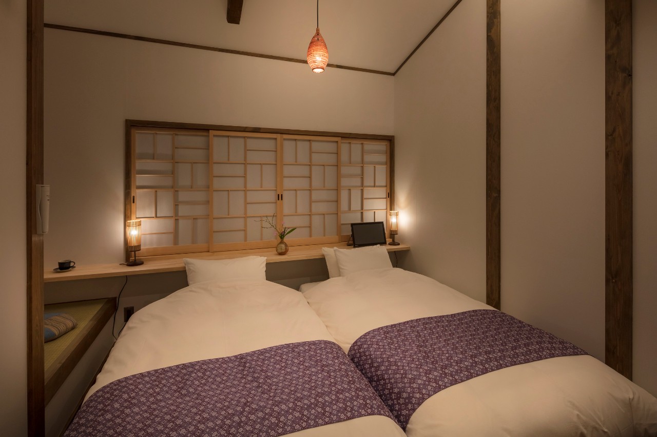 花衣 – はなごろも 〈一棟貸し町家〉