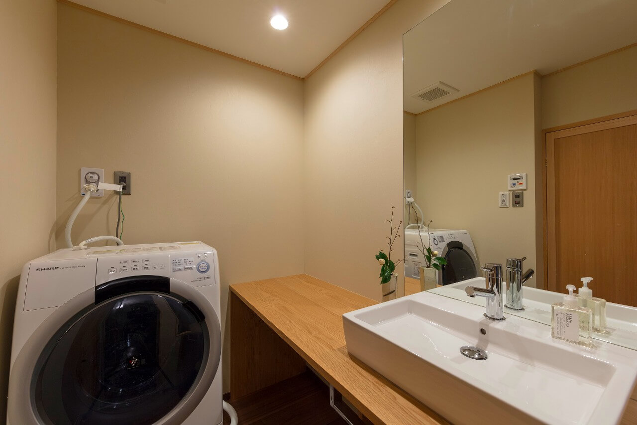 綵 – あやぎぬ 〈一棟貸し町家〉