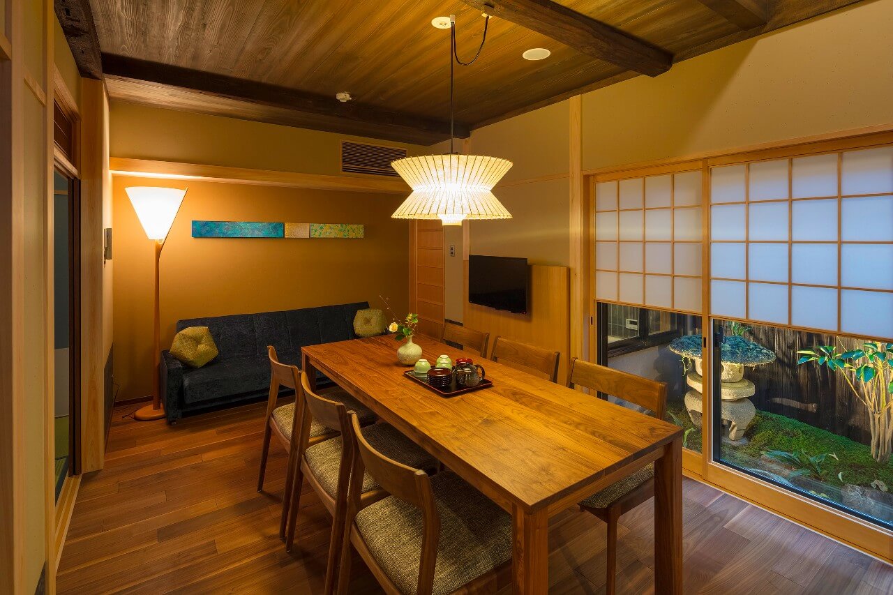 綵 – あやぎぬ 〈一棟貸し町家〉