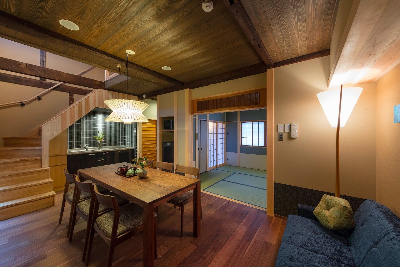 綵 – あやぎぬ 〈一棟貸し町家〉