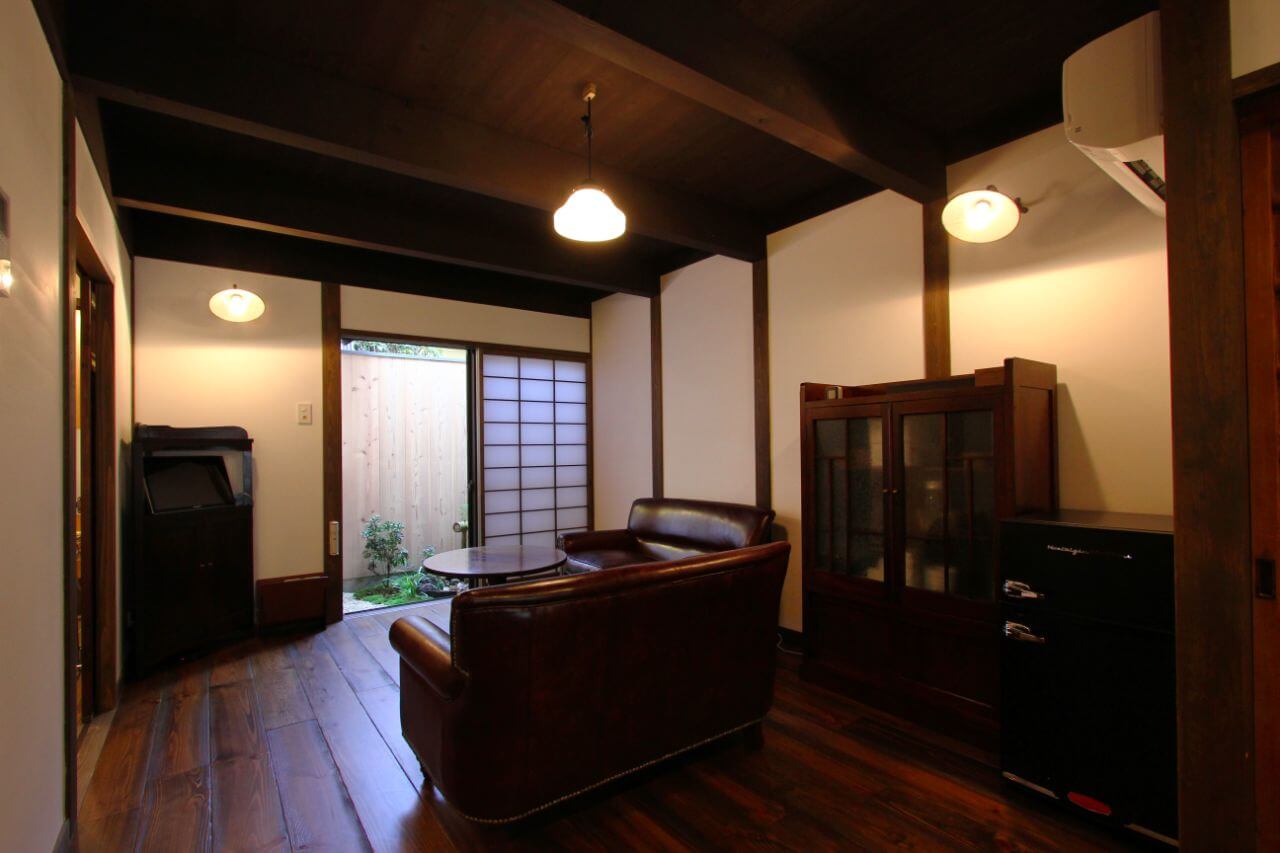 新道あずき庵 〈一棟貸し町家〉