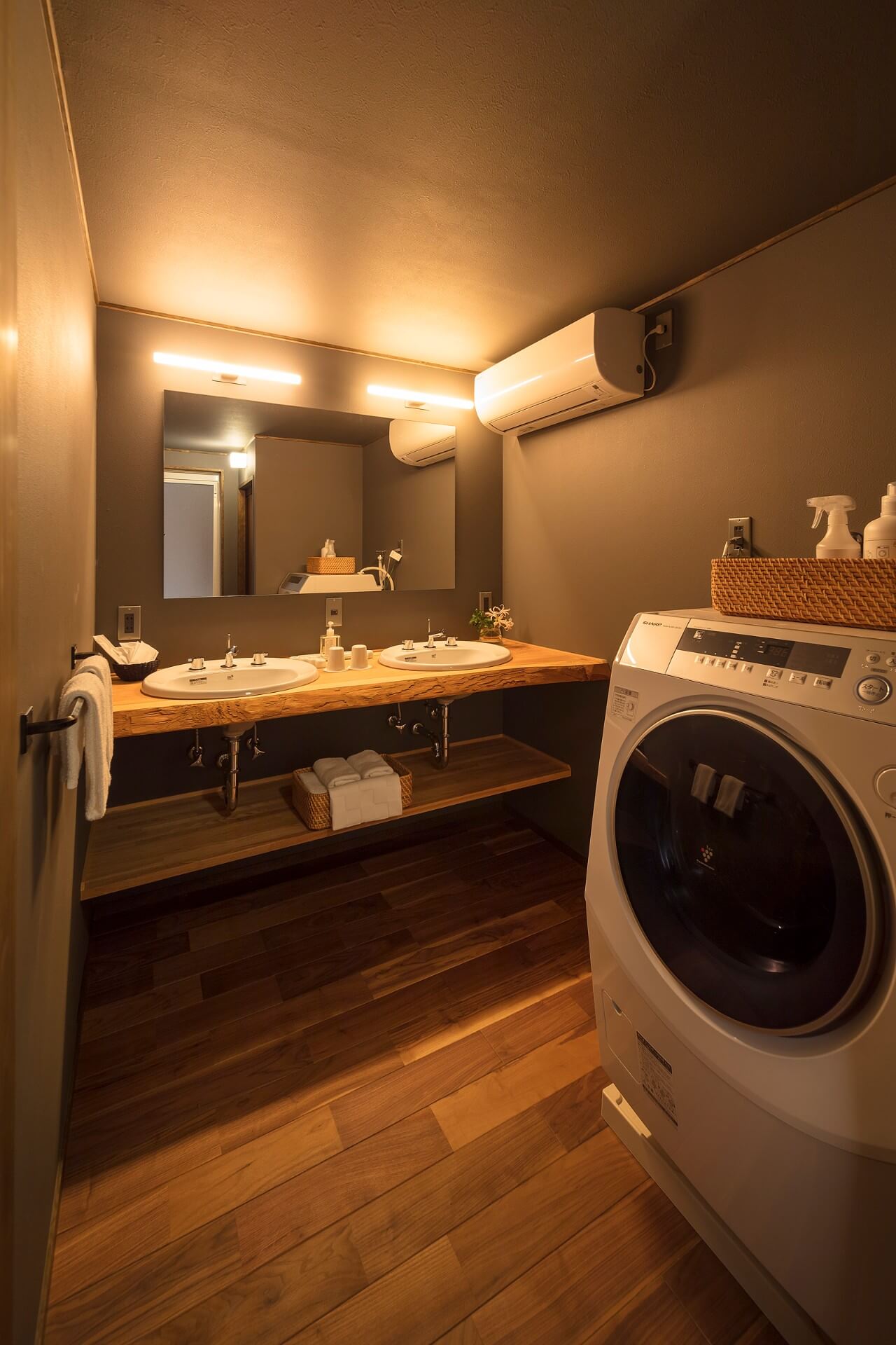 天使突抜 ふじ乃ま 〈一棟貸し町家〉