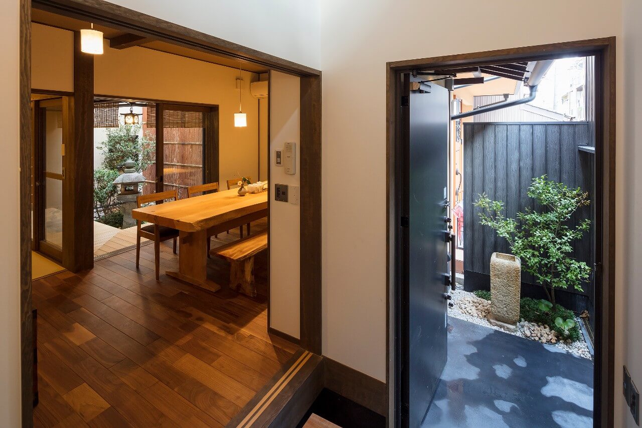 天使突抜 ふじ乃ま 〈一棟貸し町家〉