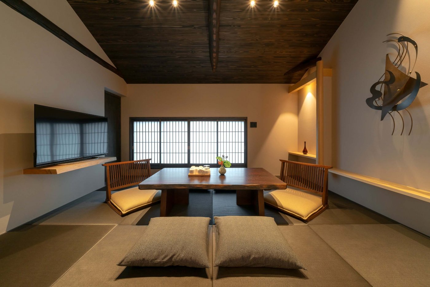 ひなや五条(壱) 〈一棟貸し町家〉