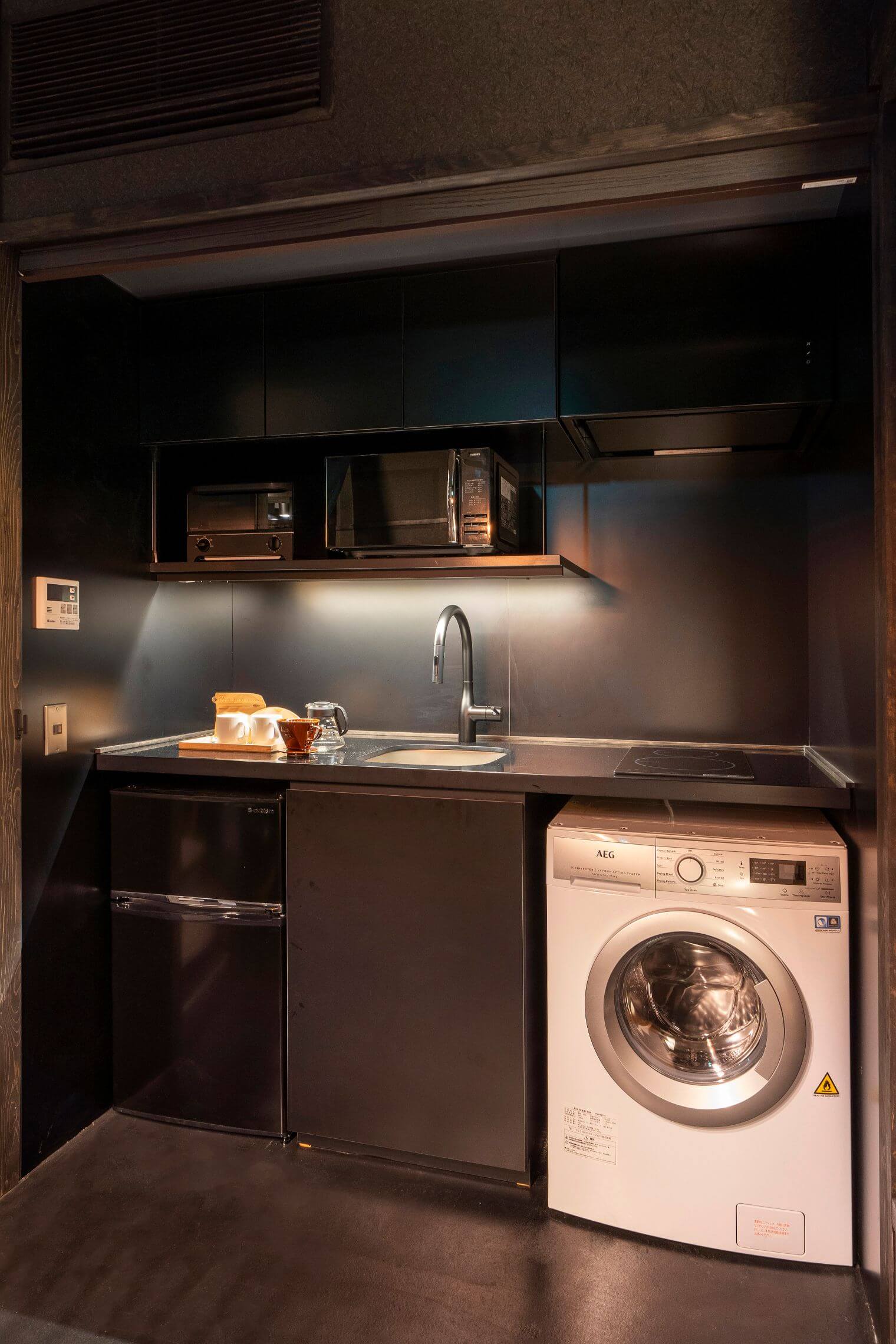 すみ蛍 おぼろ 〈一棟貸し町家〉