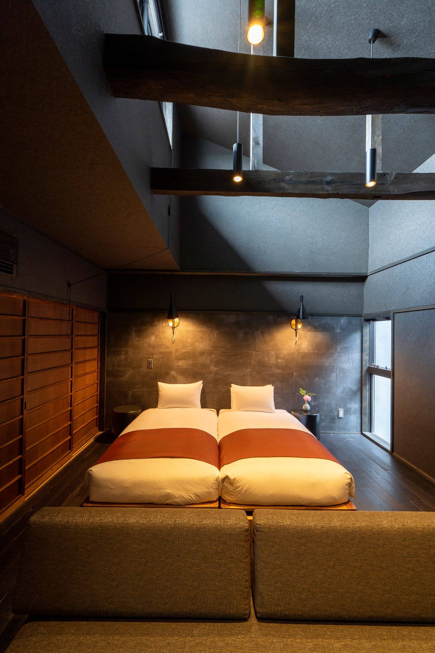 すみ蛍 おぼろ 〈一棟貸し町家〉