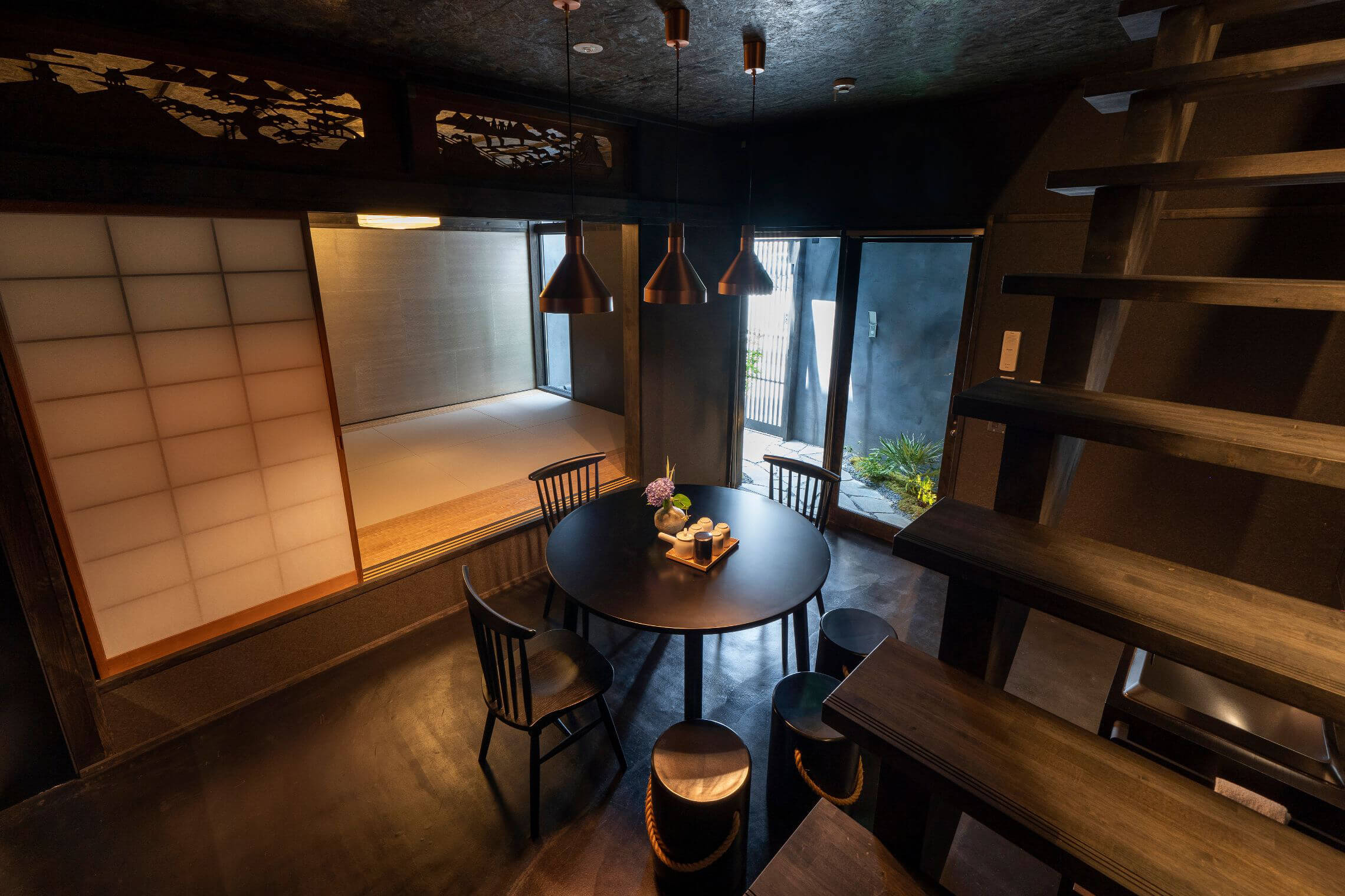 すみ蛍 おぼろ 〈一棟貸し町家〉