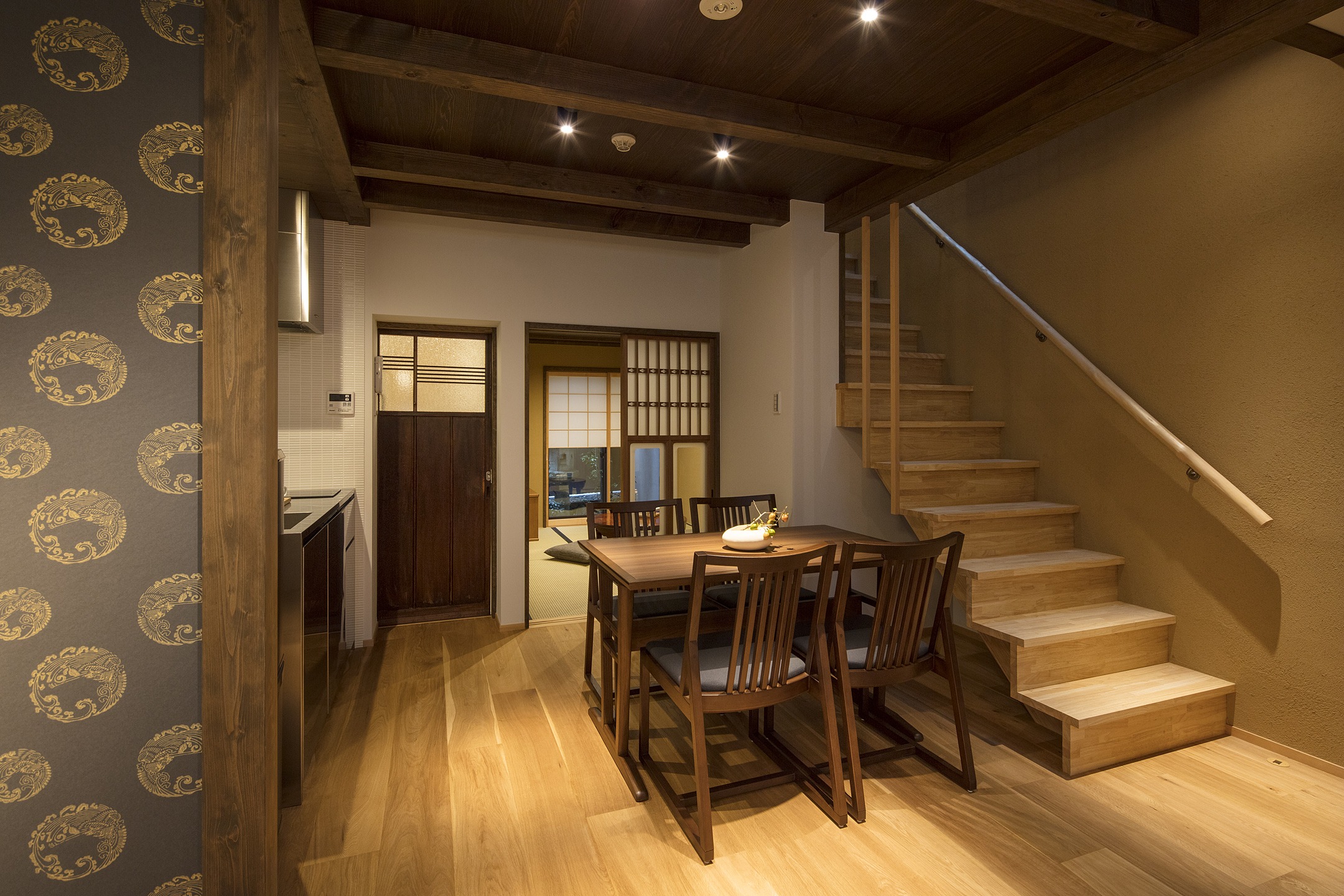 THE MACHIYA VILLA 三条しらかわ小路 鳥