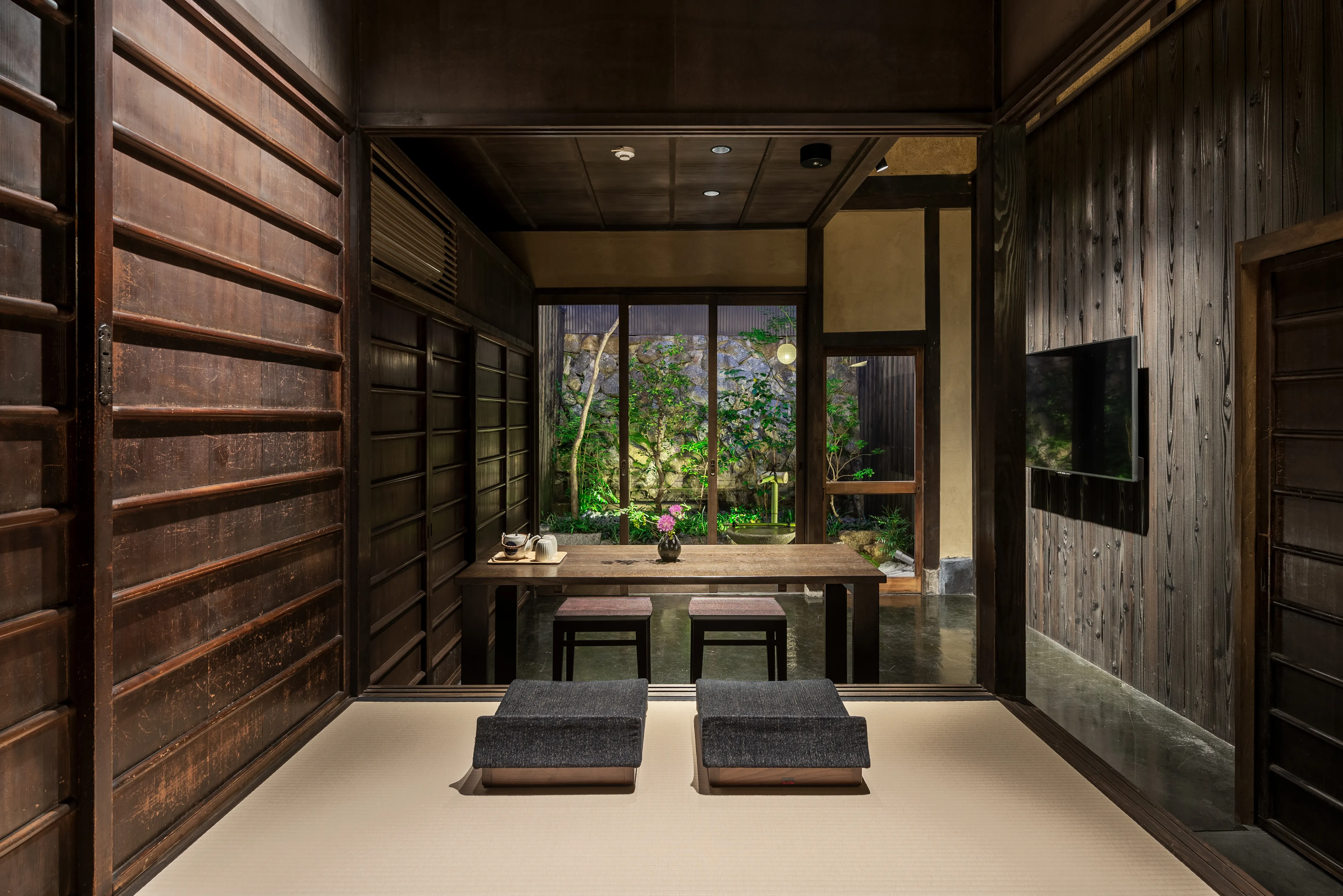 清水五条 水月 – すいげつ 〈一棟貸し町家〉