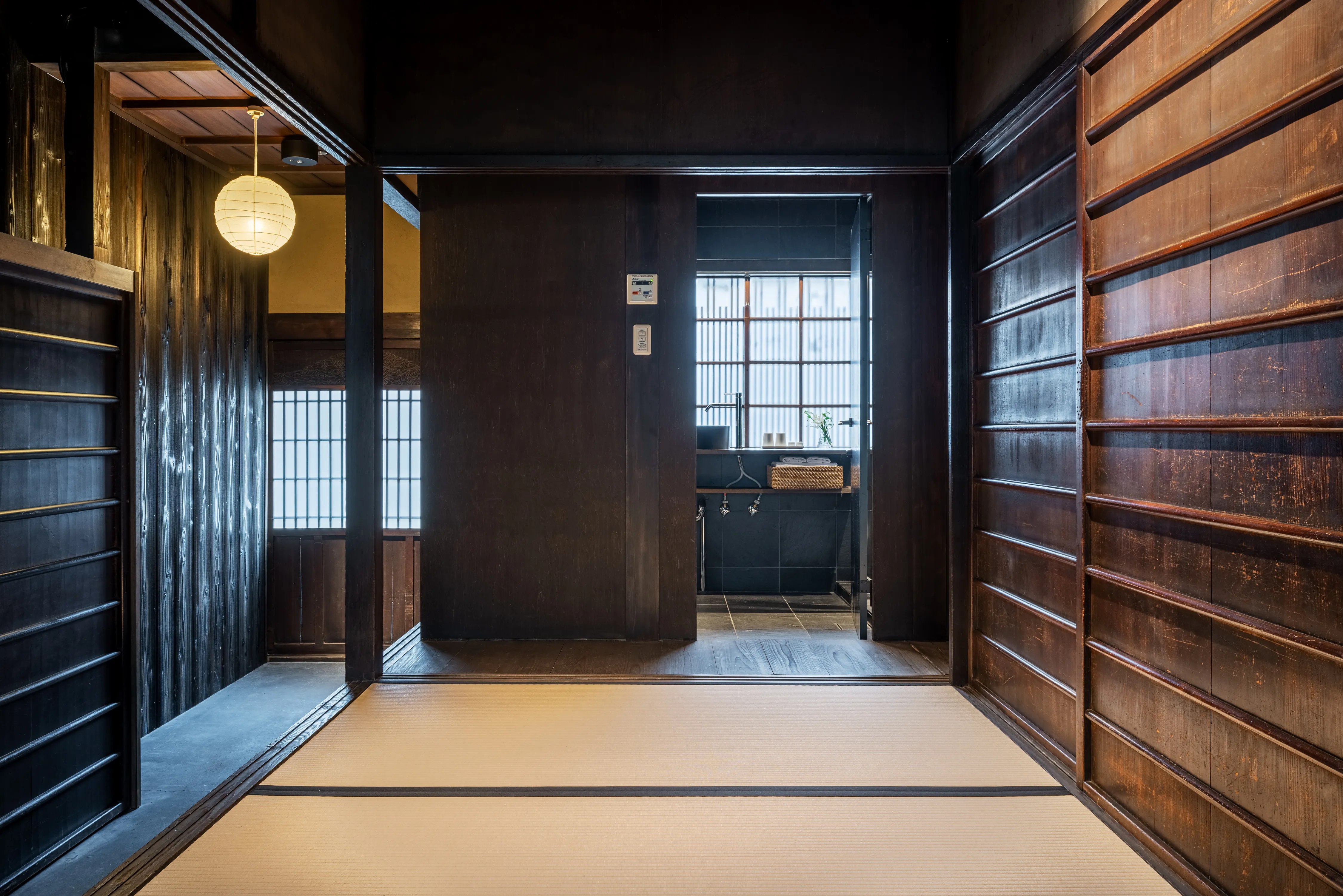 清水五条 水月 – すいげつ 〈一棟貸し町家〉