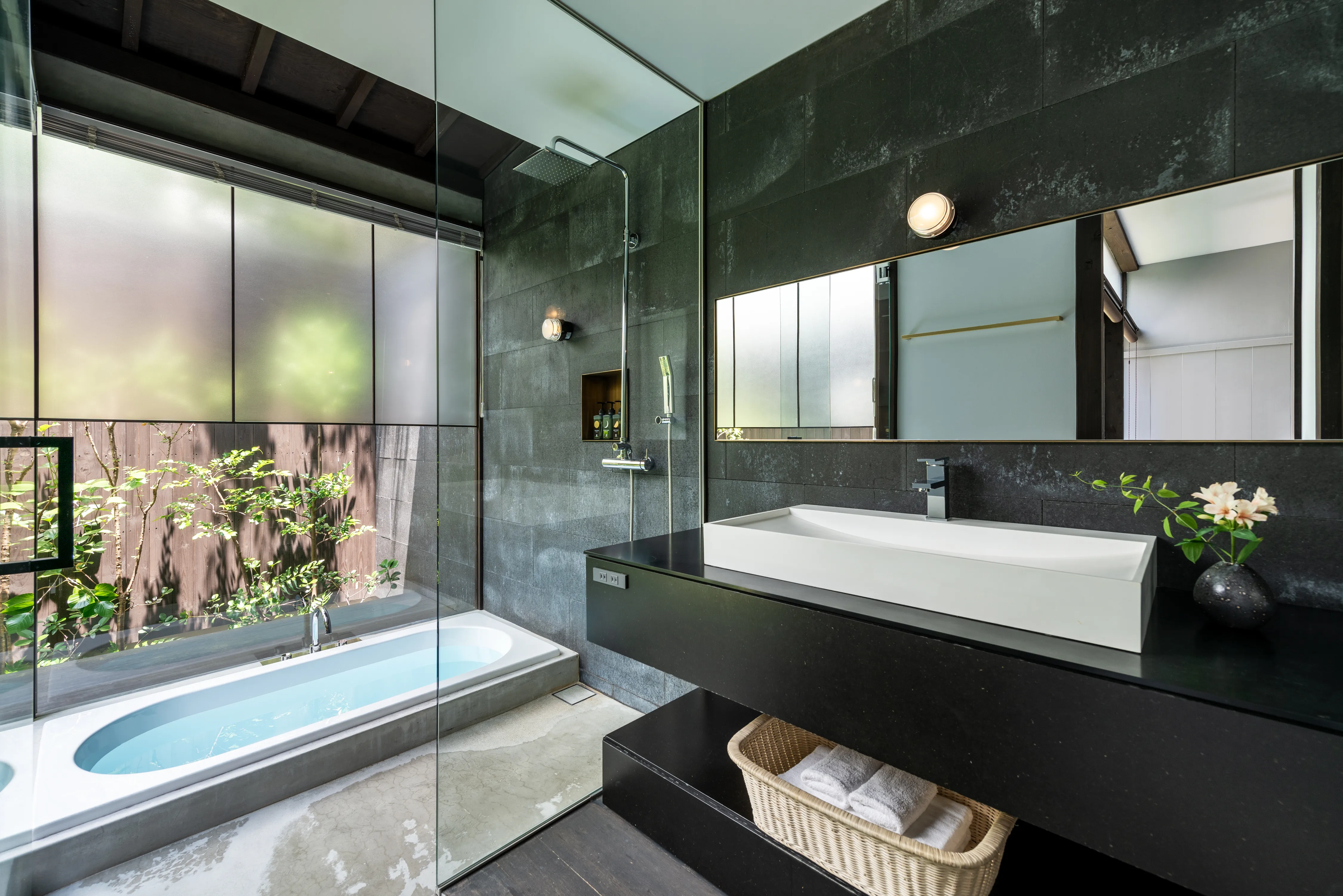 壬生辻町 双飛 – そうひ 〈一棟貸し町家〉