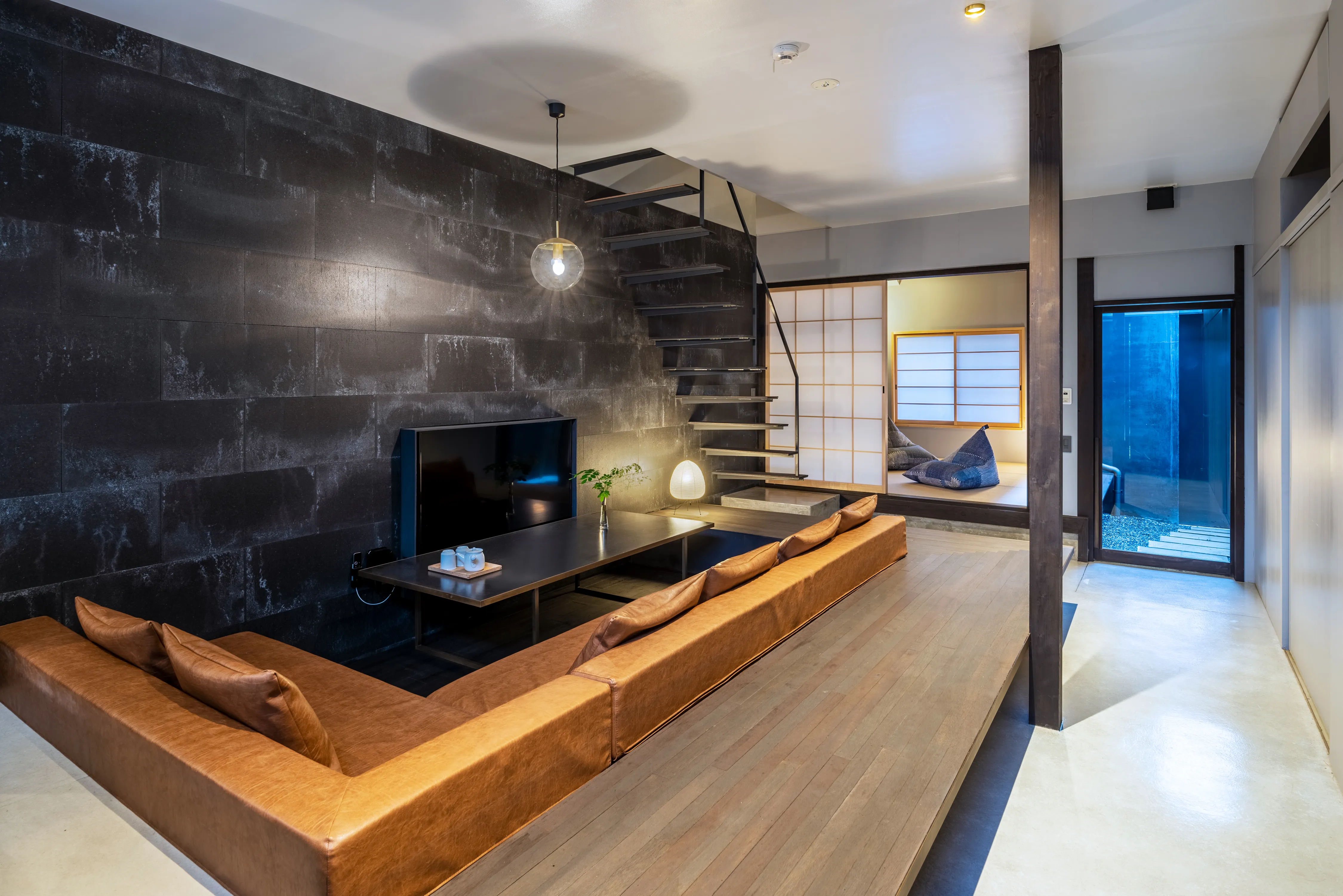 壬生辻町 双飛 – そうひ 〈一棟貸し町家〉