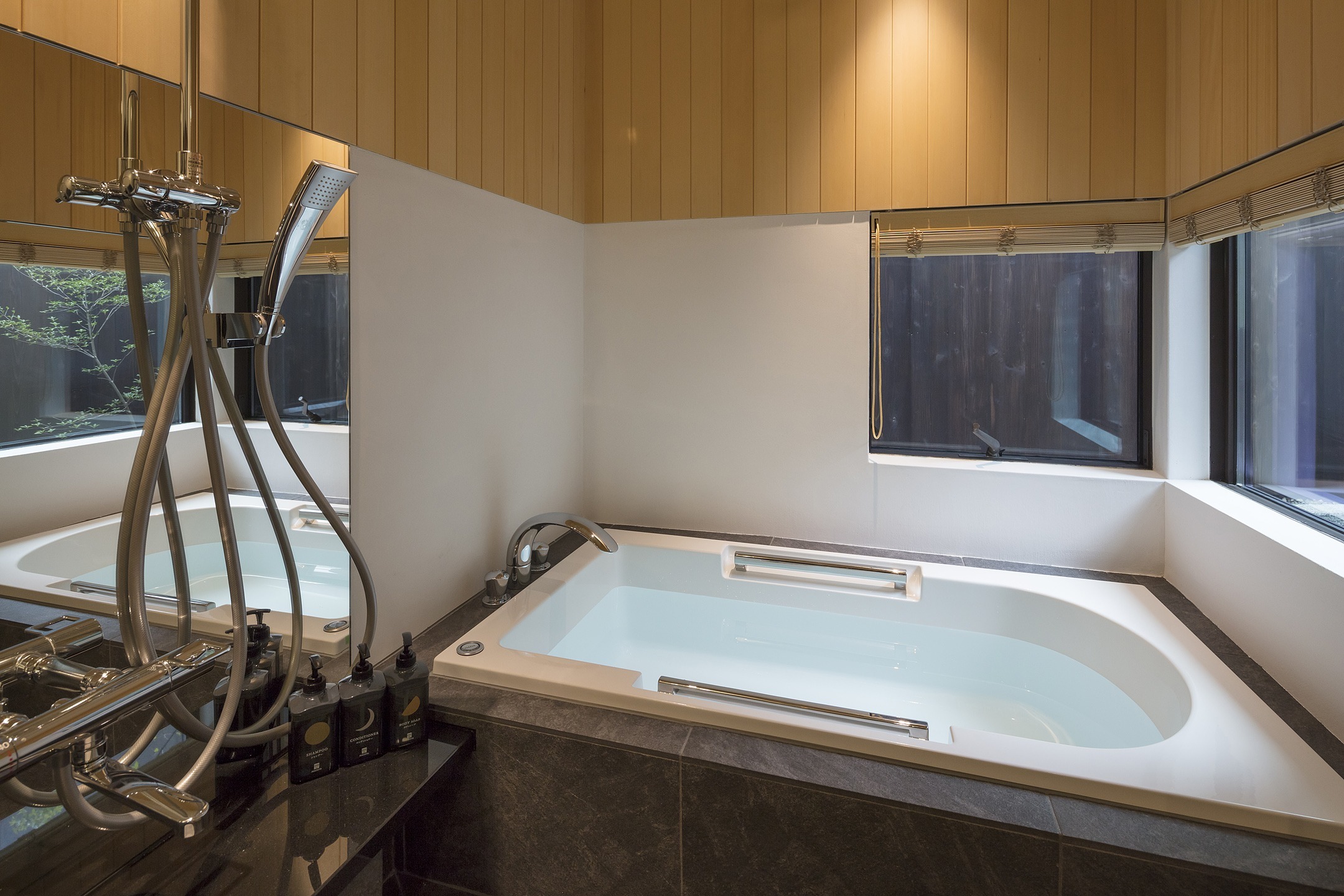 THE MACHIYA VILLA 三条しらかわ小路 花