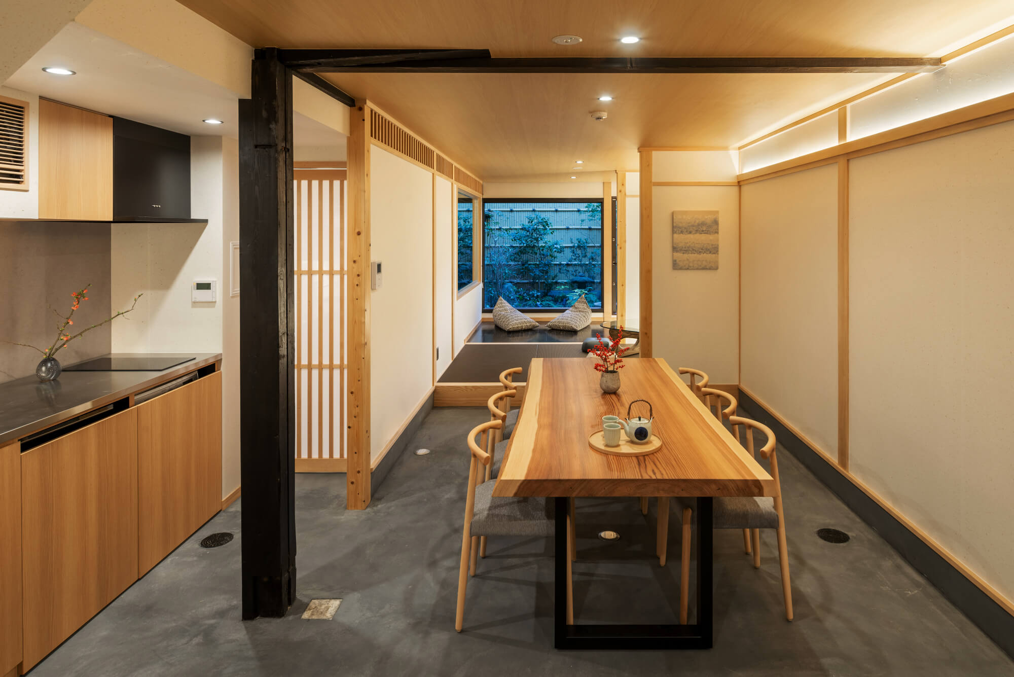 宮川町 花刻 – はなとき 〈一棟貸し町家〉