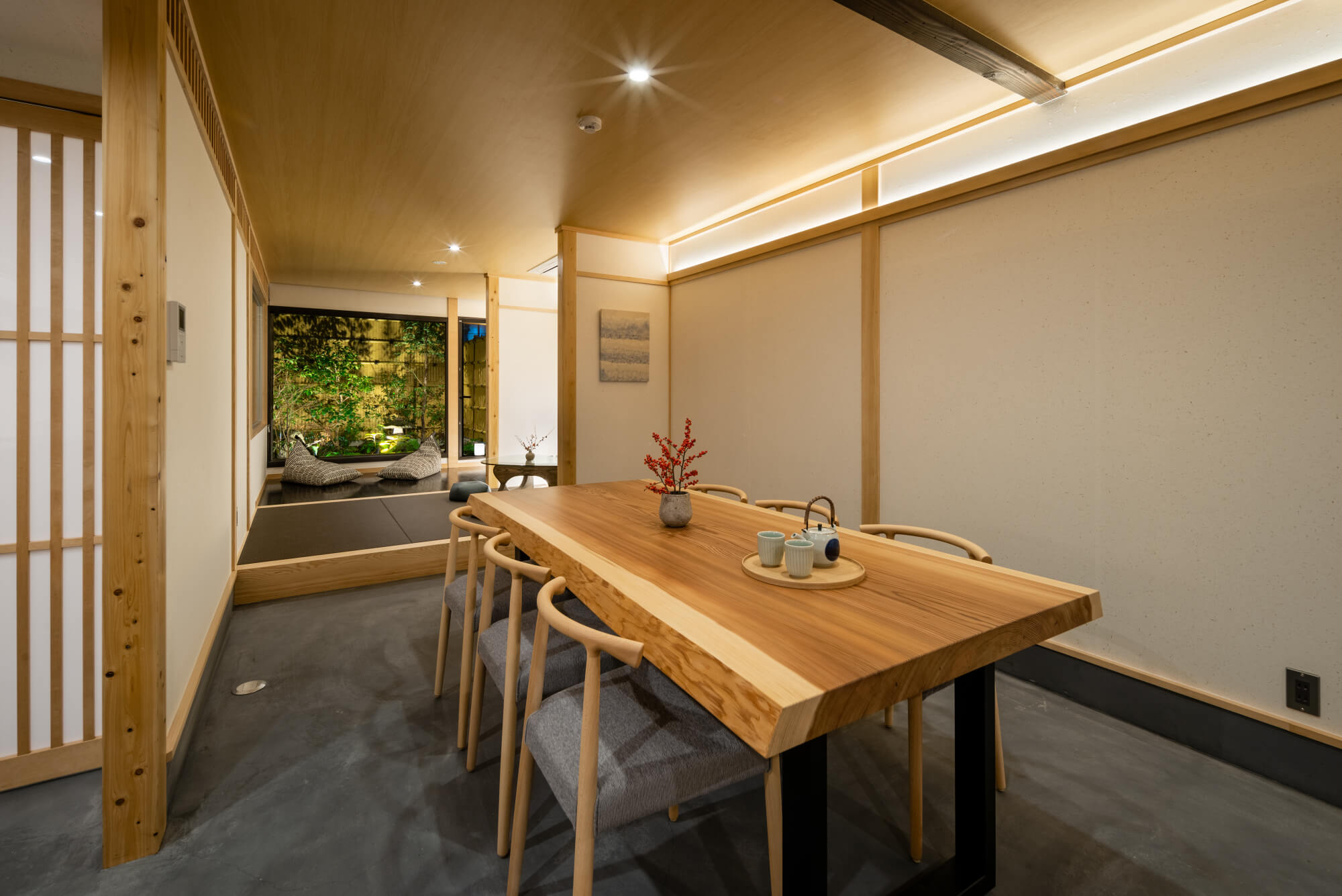 宮川町 花刻 – はなとき 〈一棟貸し町家〉