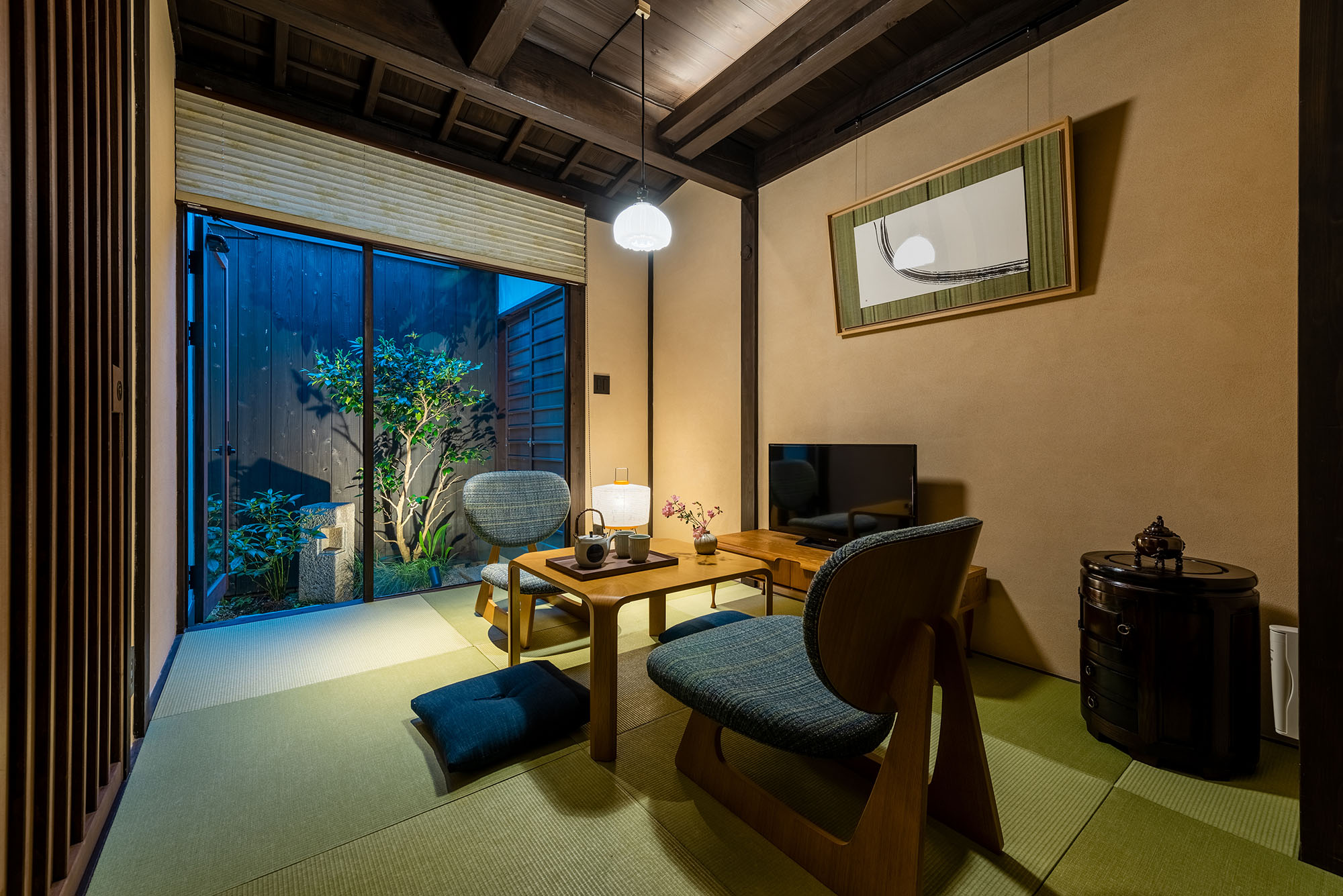 よろず葉 〈一棟貸し町家〉