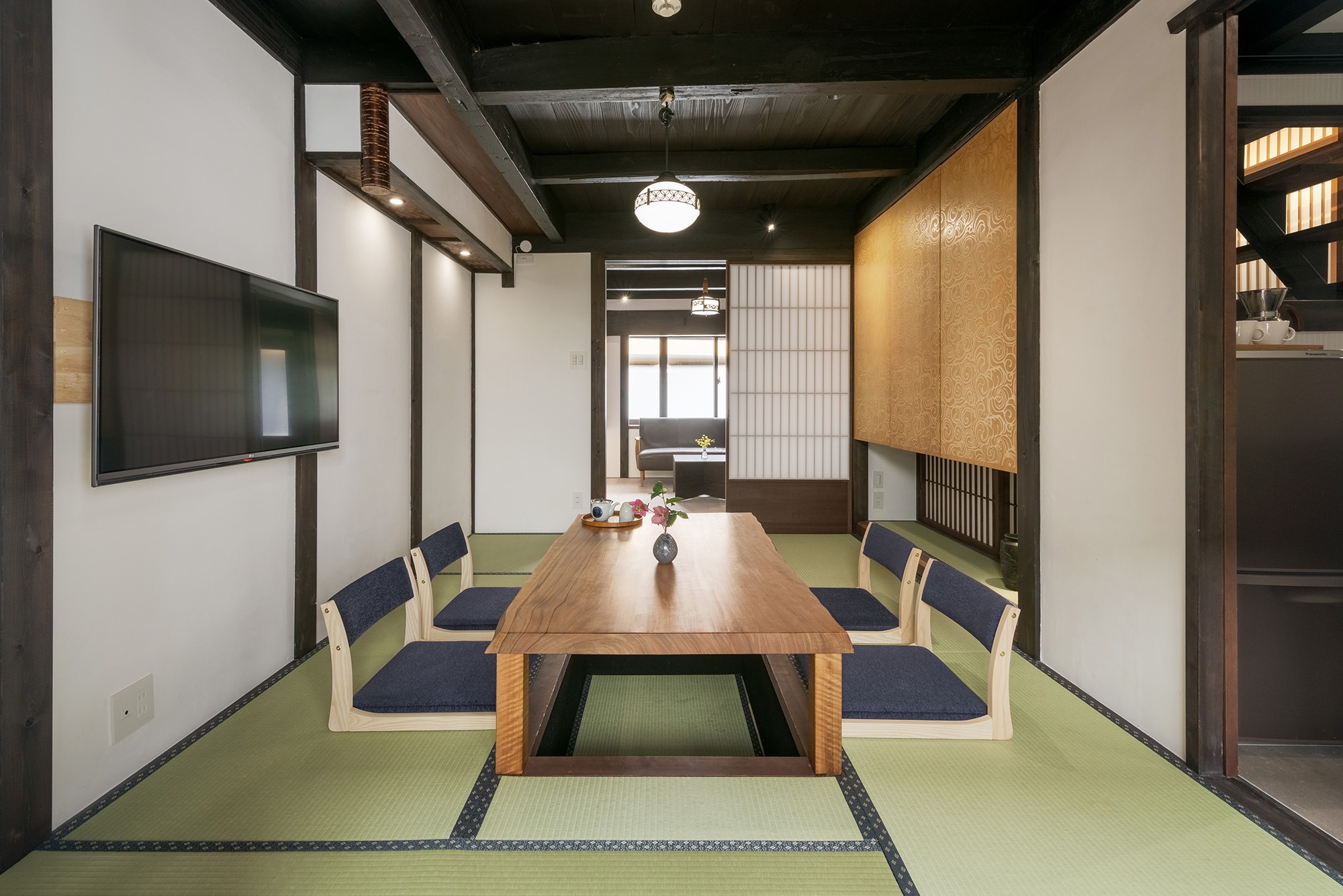 まりこうじ 〈一棟貸し町家〉