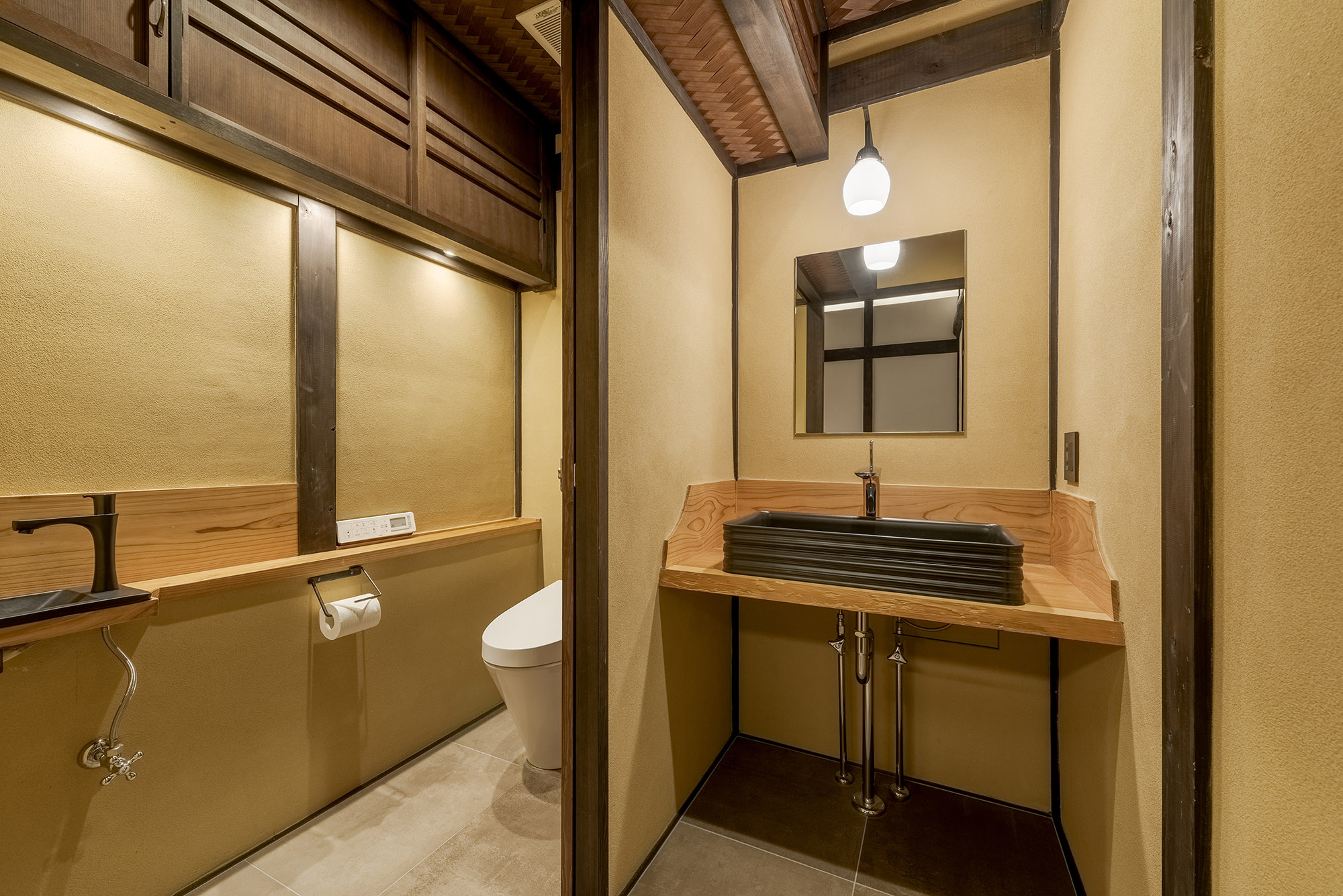 まりこうじ 〈一棟貸し町家〉