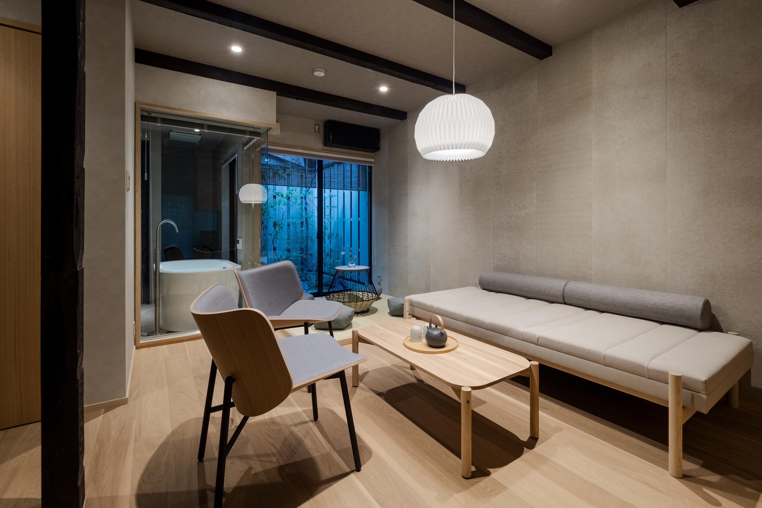 こうげつ 〈一棟貸し町家〉