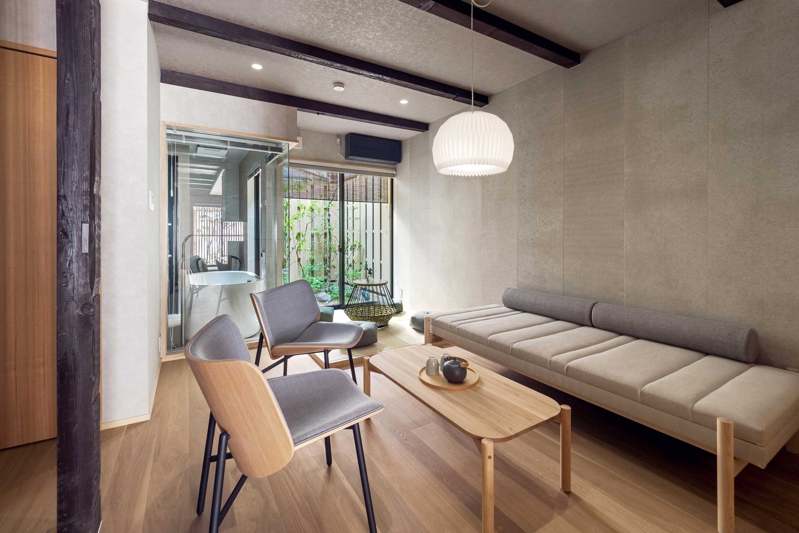 こうげつ 〈一棟貸し町家〉