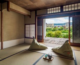 鴨川 あまいろ 〈一棟貸し町家〉