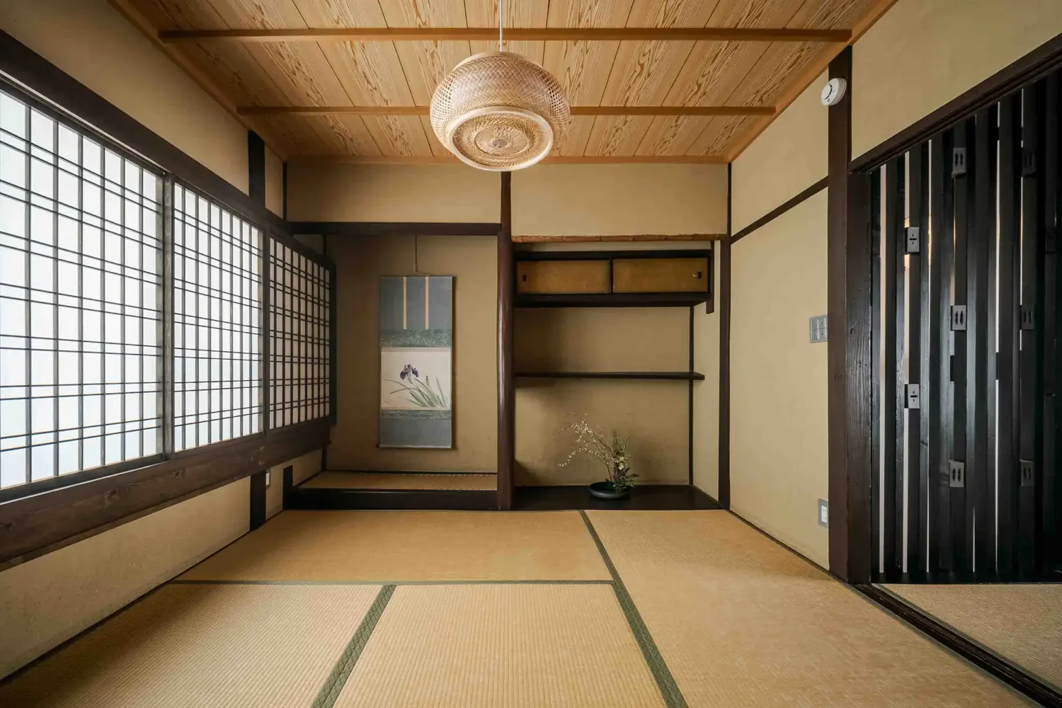 格致しょうぶ庵 〈一棟貸し町家〉