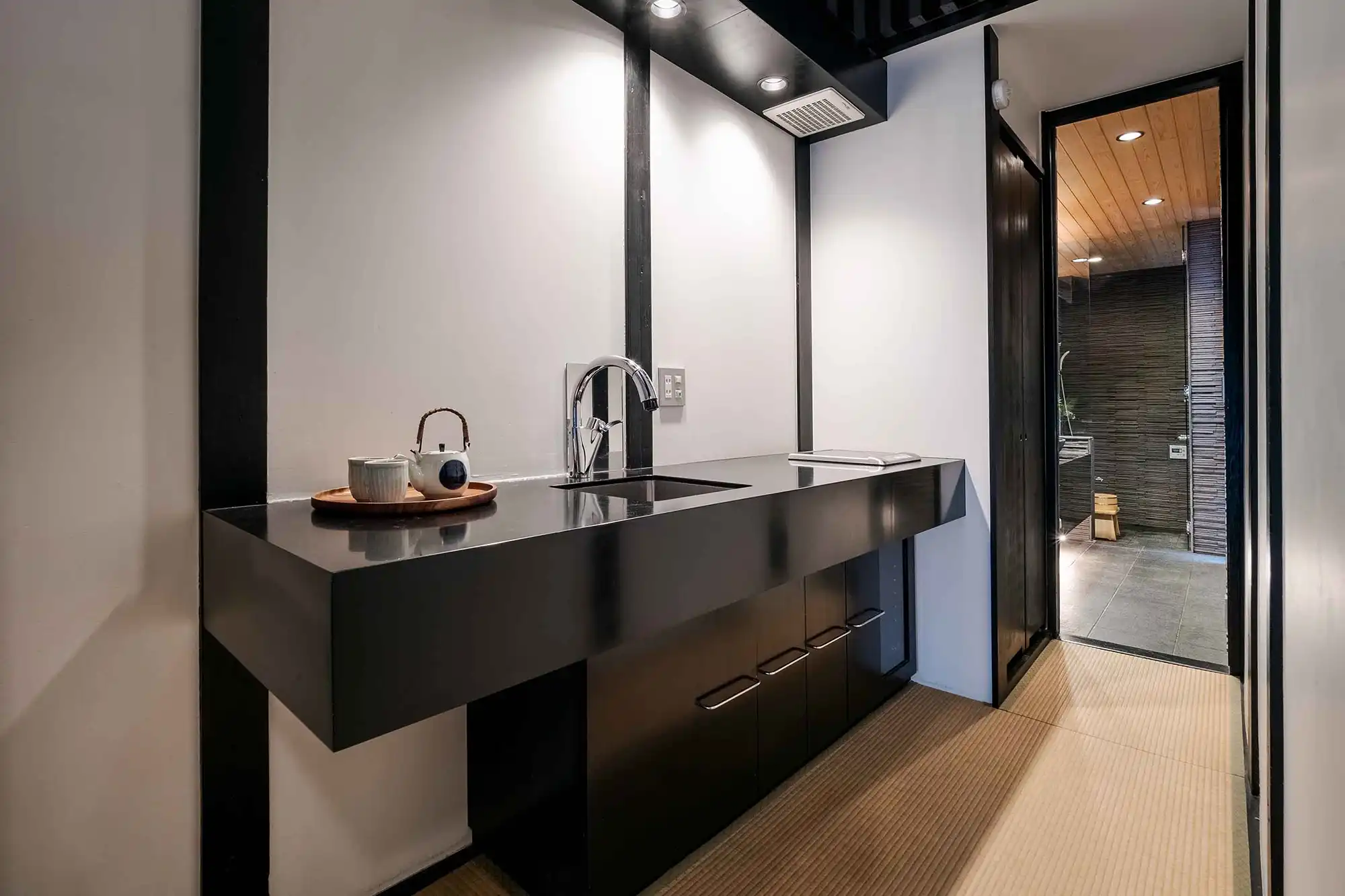 格致しょうぶ庵 〈一棟貸し町家〉