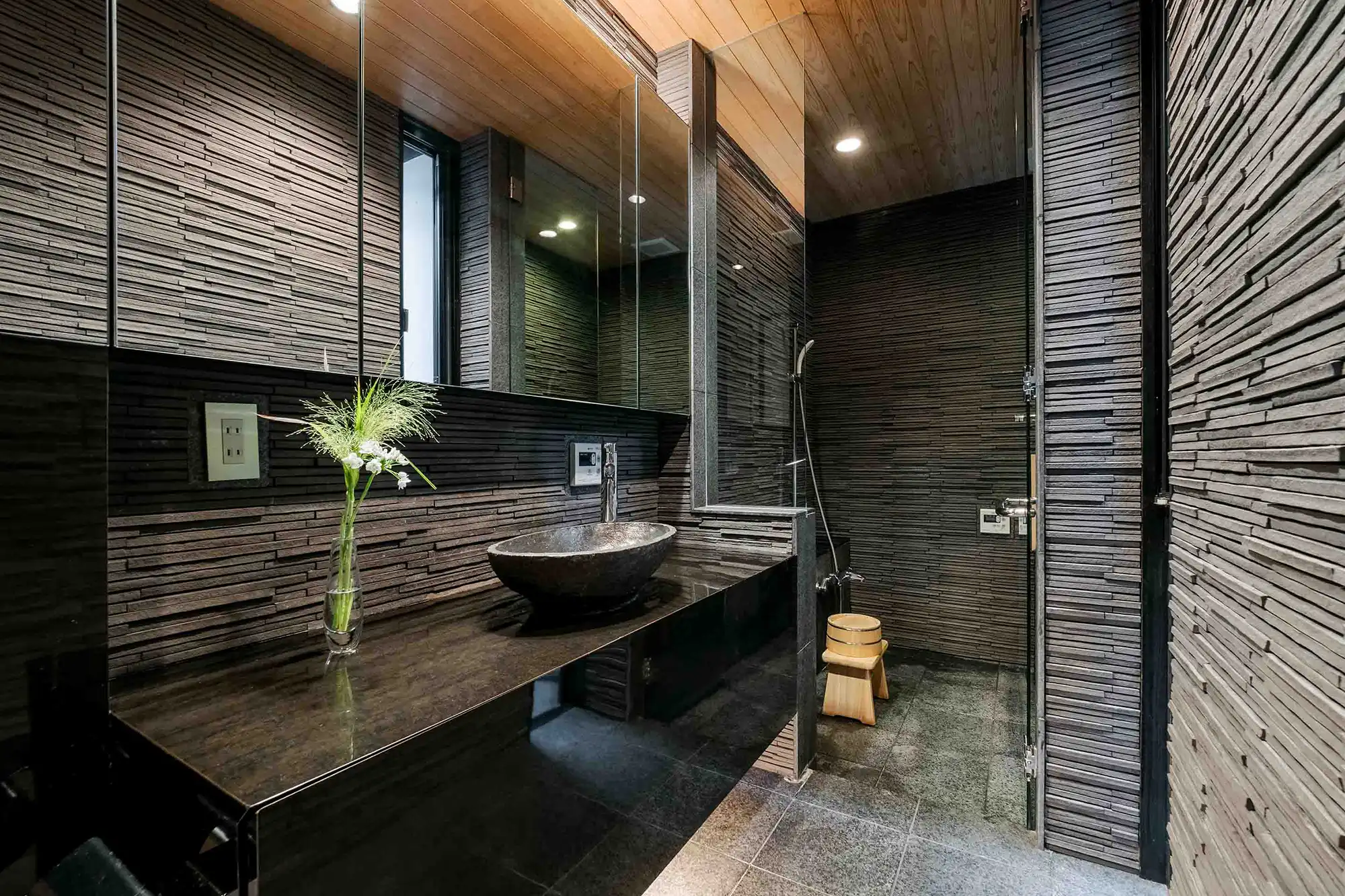 格致しょうぶ庵 〈一棟貸し町家〉