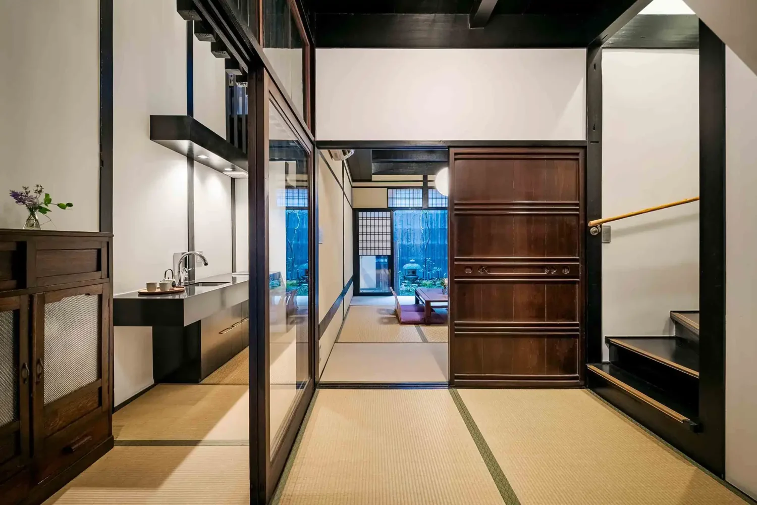 格致しょうぶ庵 〈一棟貸し町家〉