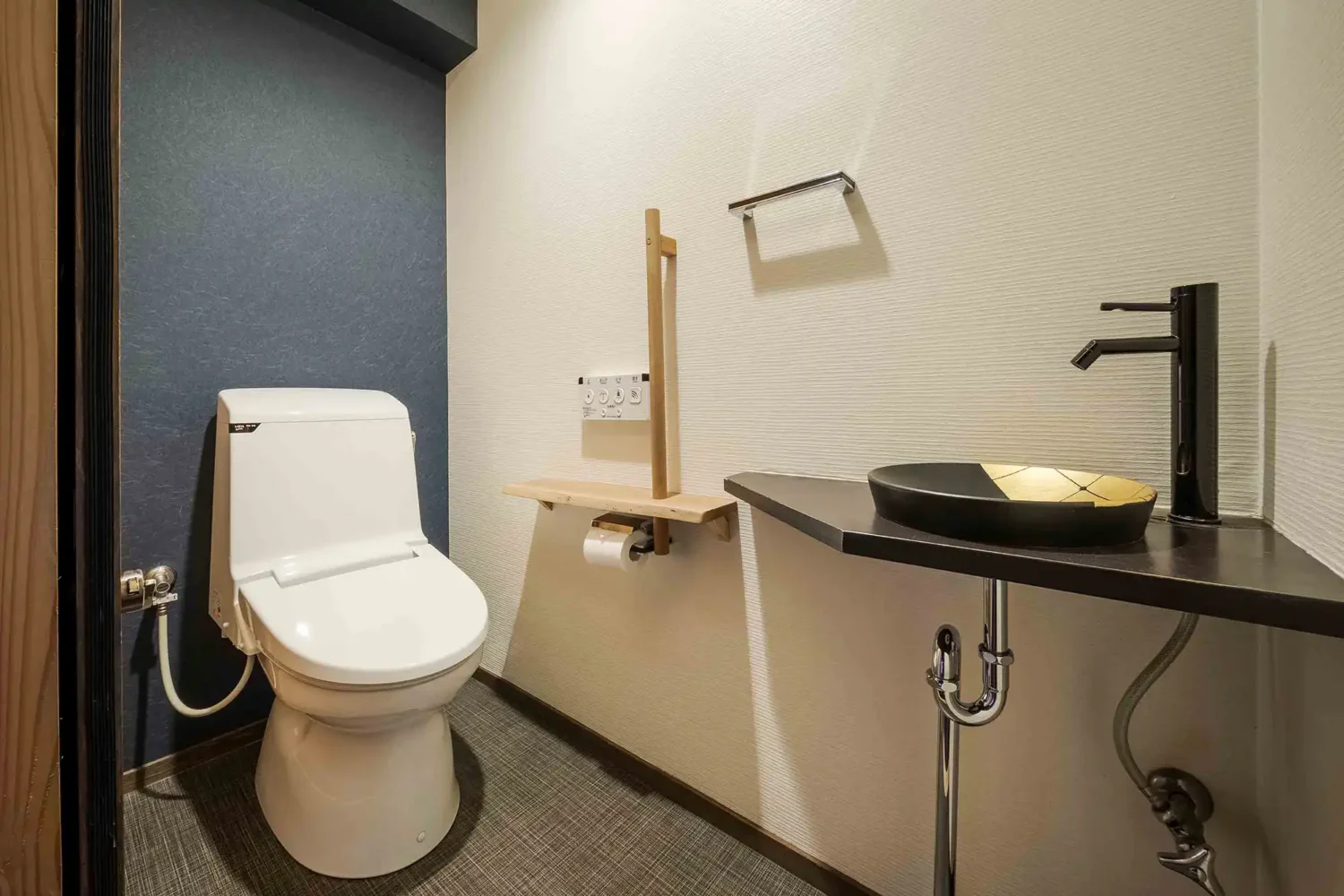 城巽あかね庵 〈一棟貸し町家〉