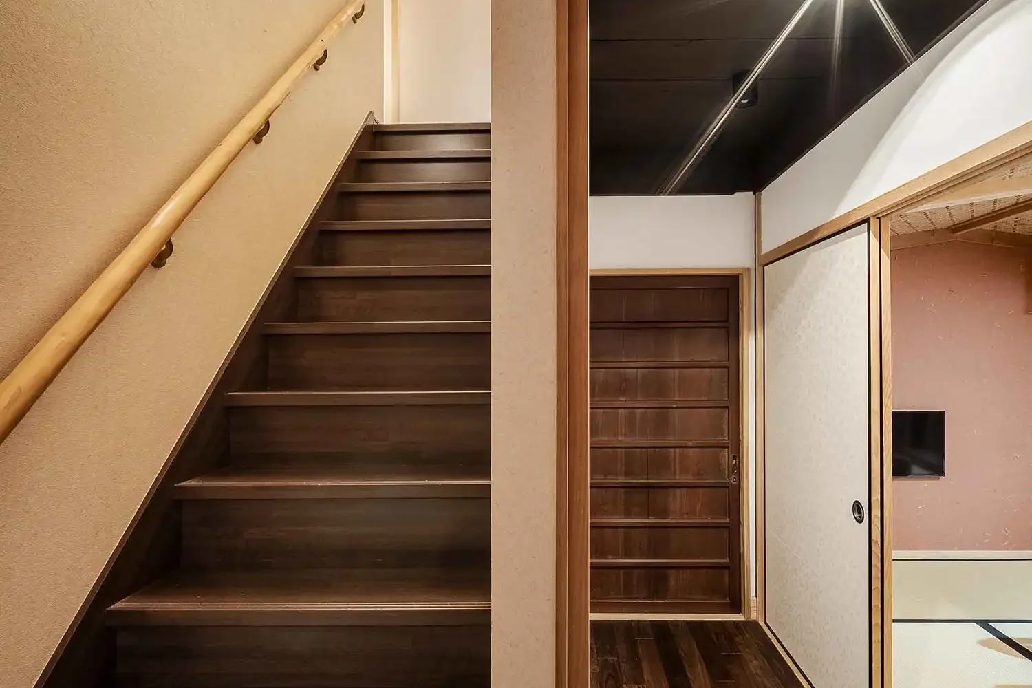 城巽あかね庵 〈一棟貸し町家〉