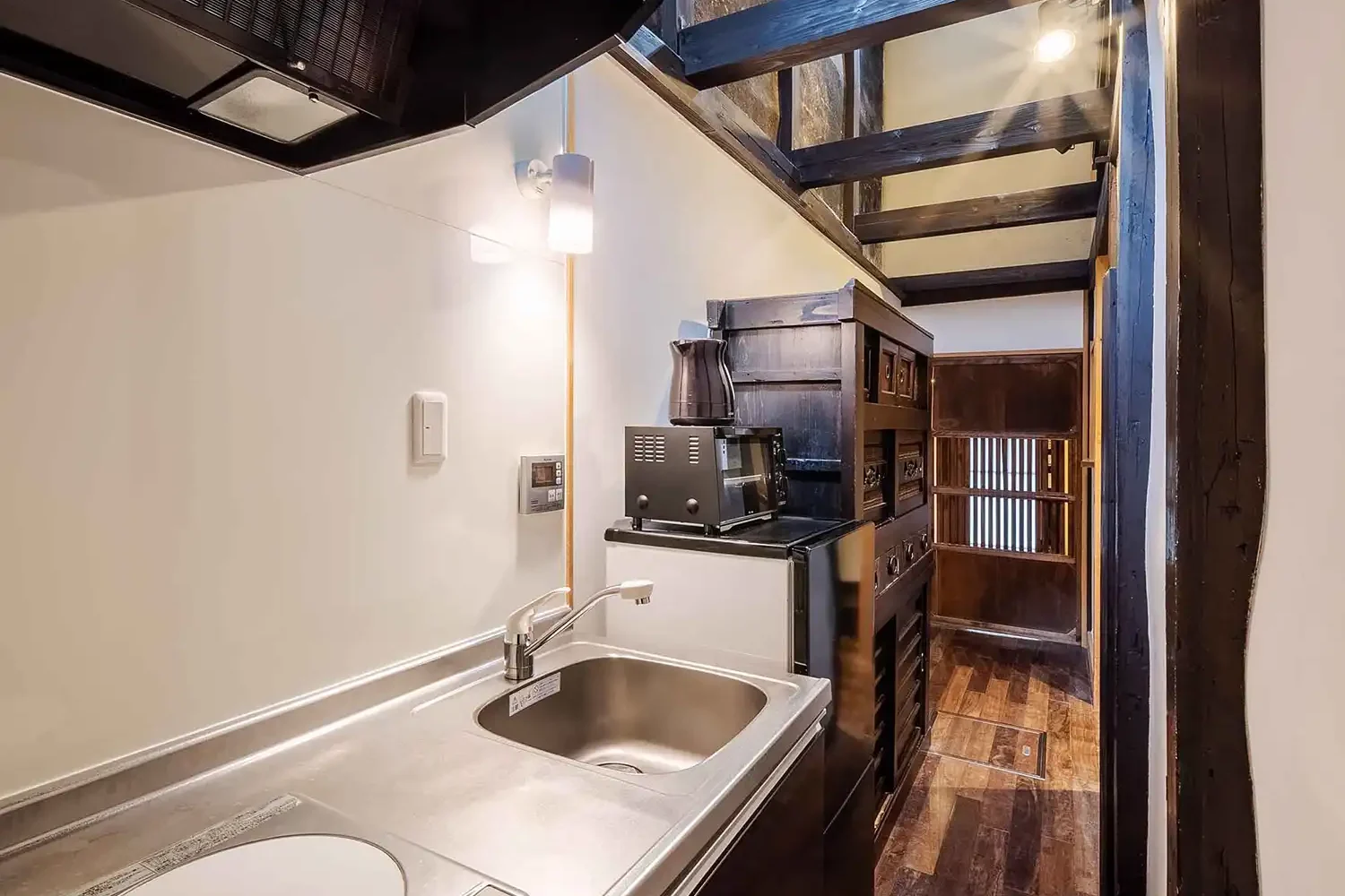 城巽あかね庵 〈一棟貸し町家〉