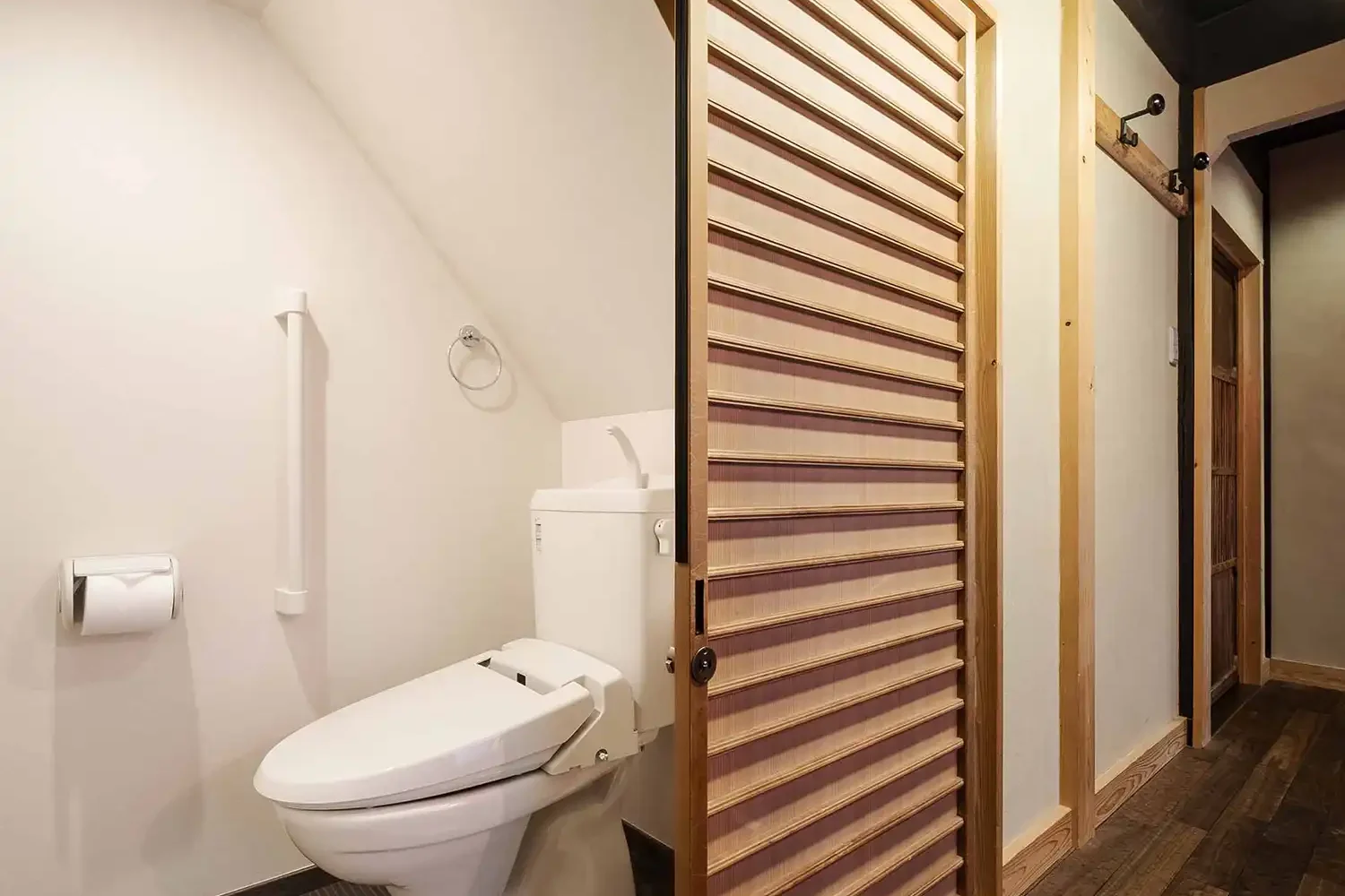 城巽あかね庵 〈一棟貸し町家〉