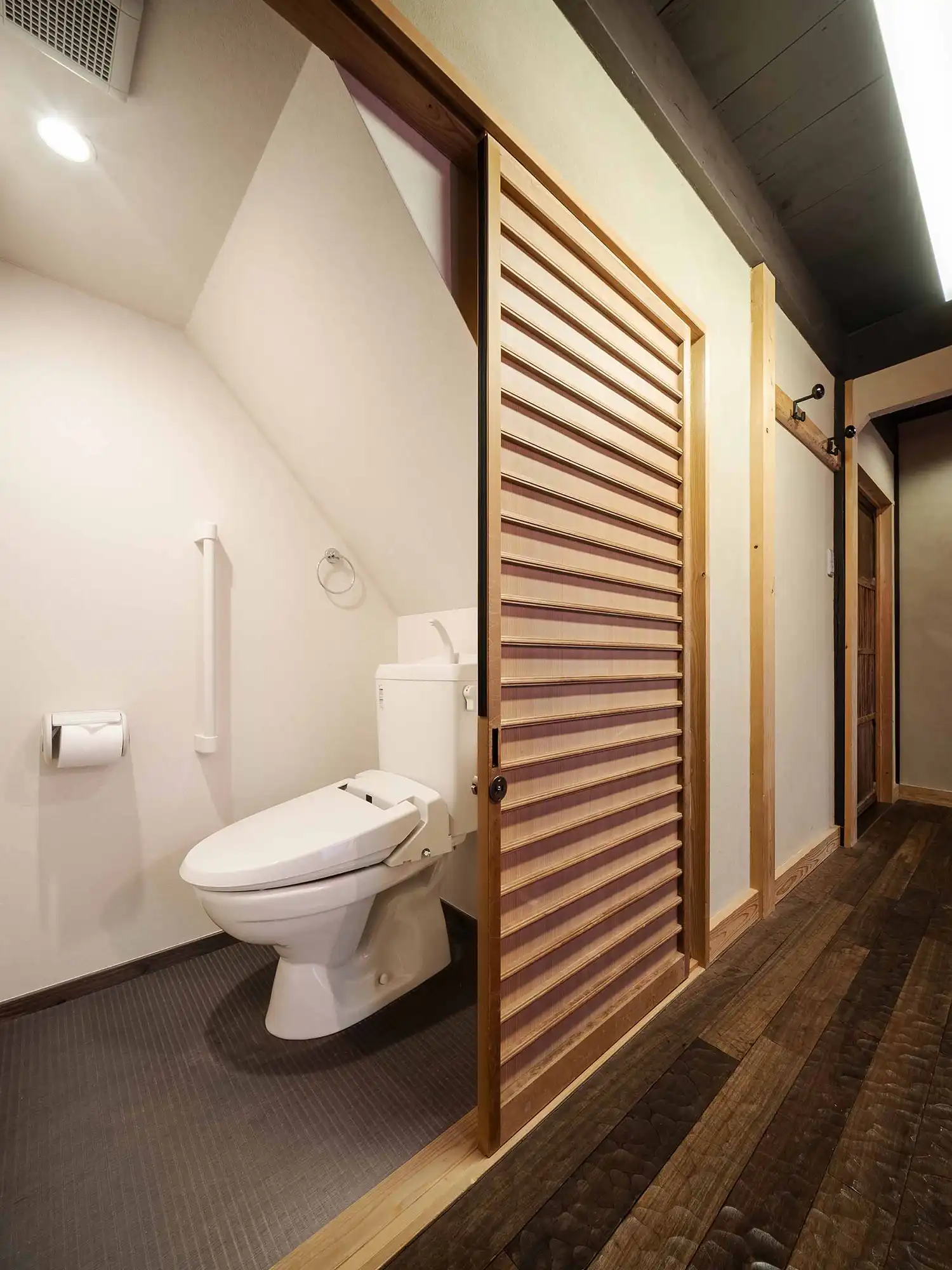 城巽あかね庵 〈一棟貸し町家〉