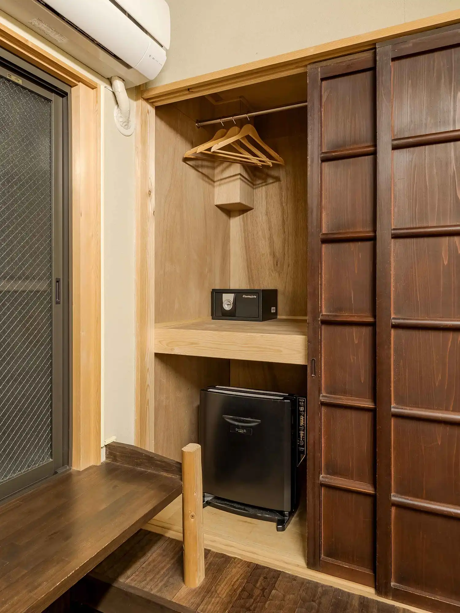 城巽あかね庵 〈一棟貸し町家〉