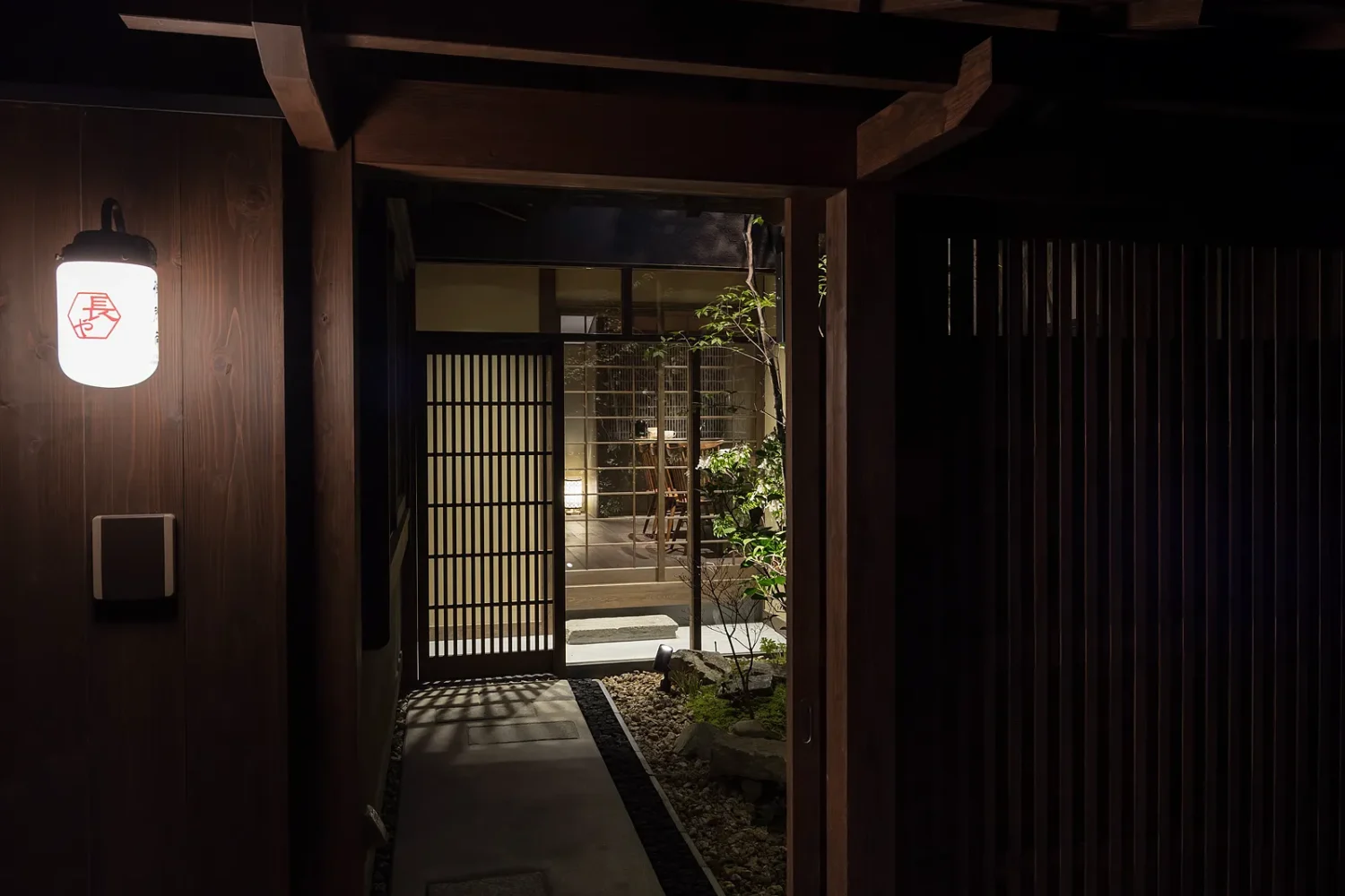 長や 御所南 〈一棟貸し町家〉