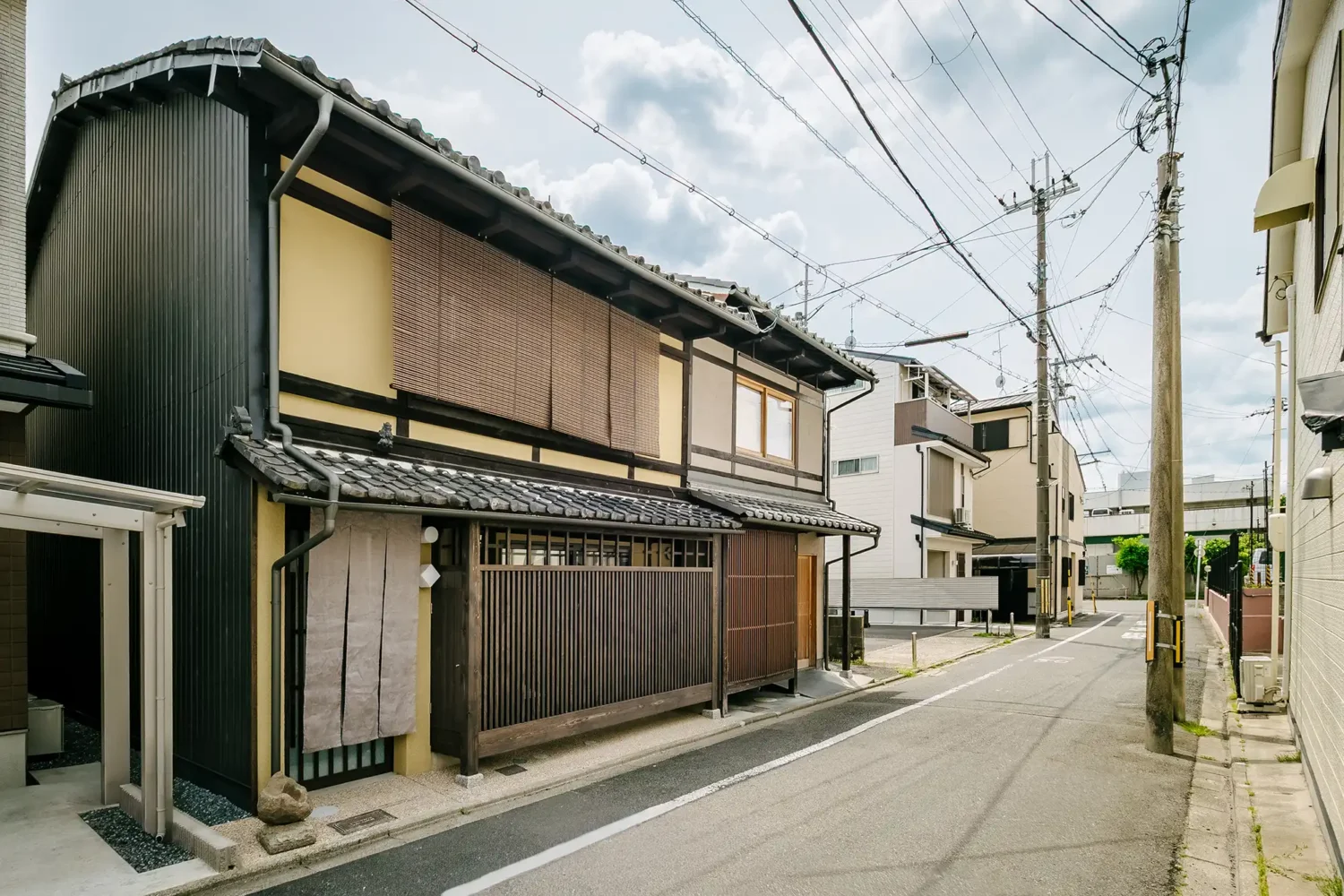 嶋原 わかば 〈一棟貸し町家〉